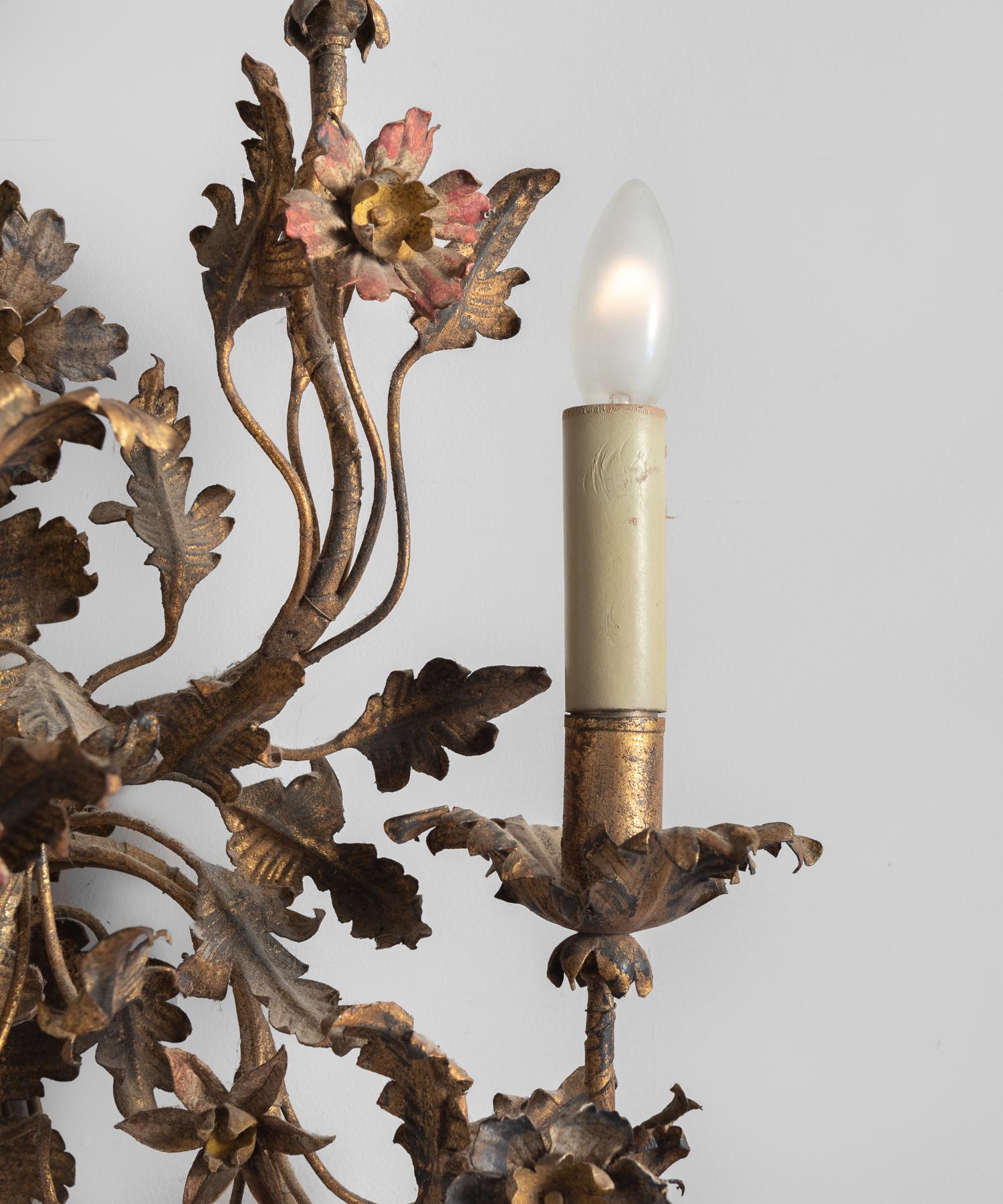 Brass Floral Sconce, Italy, circa 1910 In Good Condition In Culver City, CA