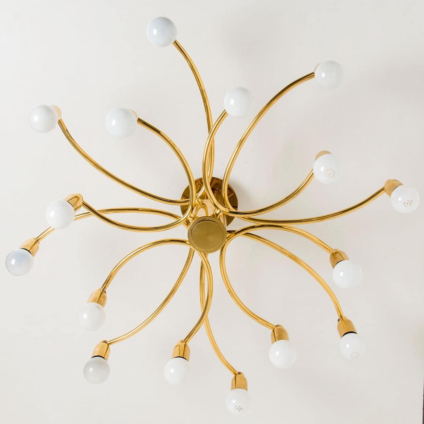 Hollywood Regency Brass Flush Mount 16 arms by Sciolari, 1960s For Sale