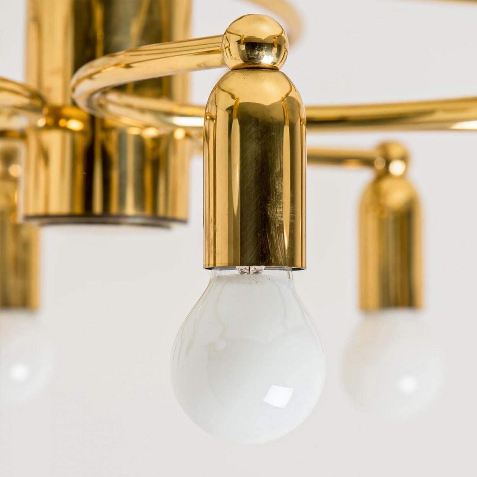 Metal Brass Flush Mount 16 arms by Sciolari, 1960s For Sale