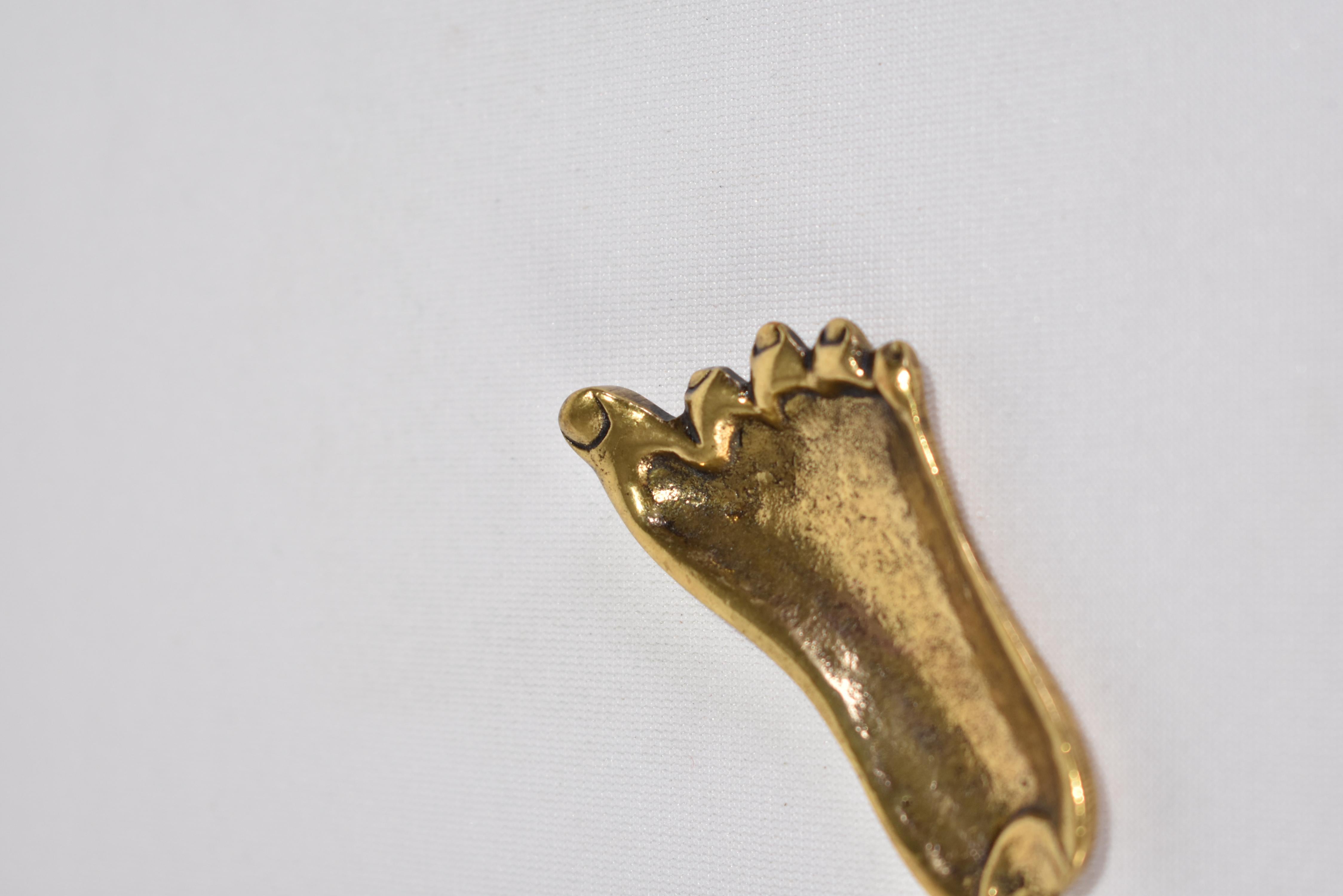 Brass Foot Object In Good Condition In Richmond, VA