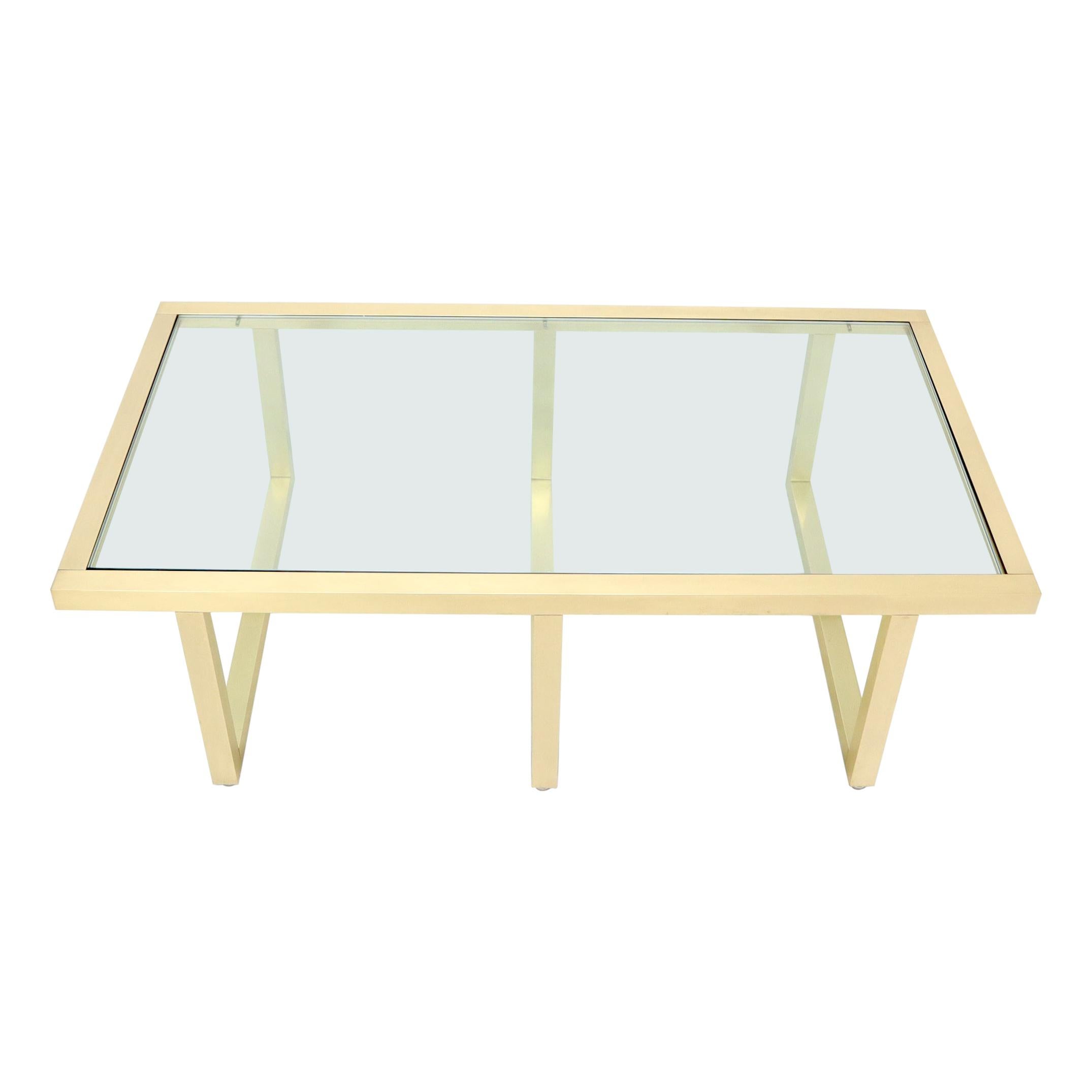 Table basse rectangulaire en forme de cadre en laiton avec base en verre et plateau