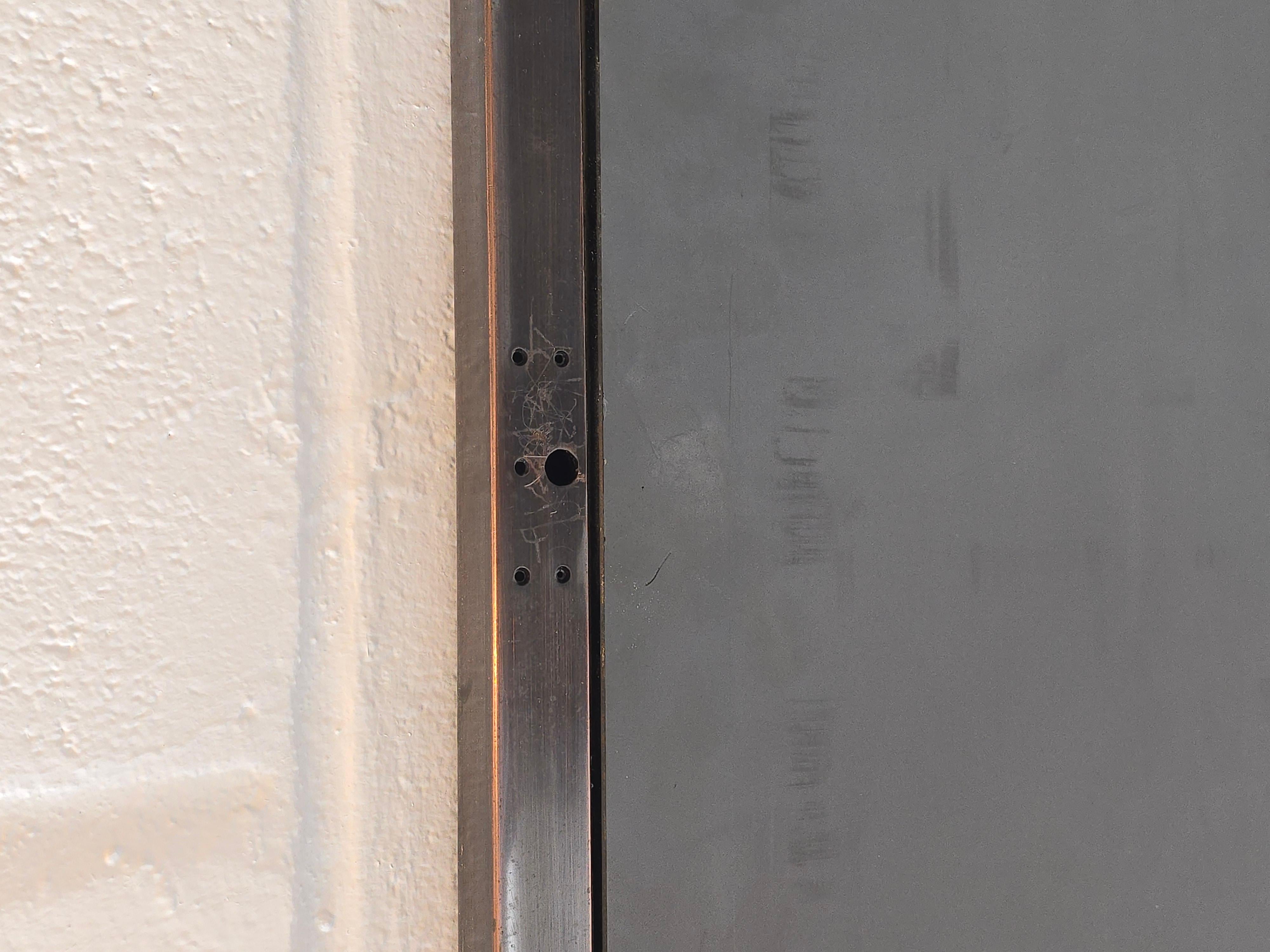 Miroir en bronze teinté dans le style de Romeo Rega, 1970 en vente 2