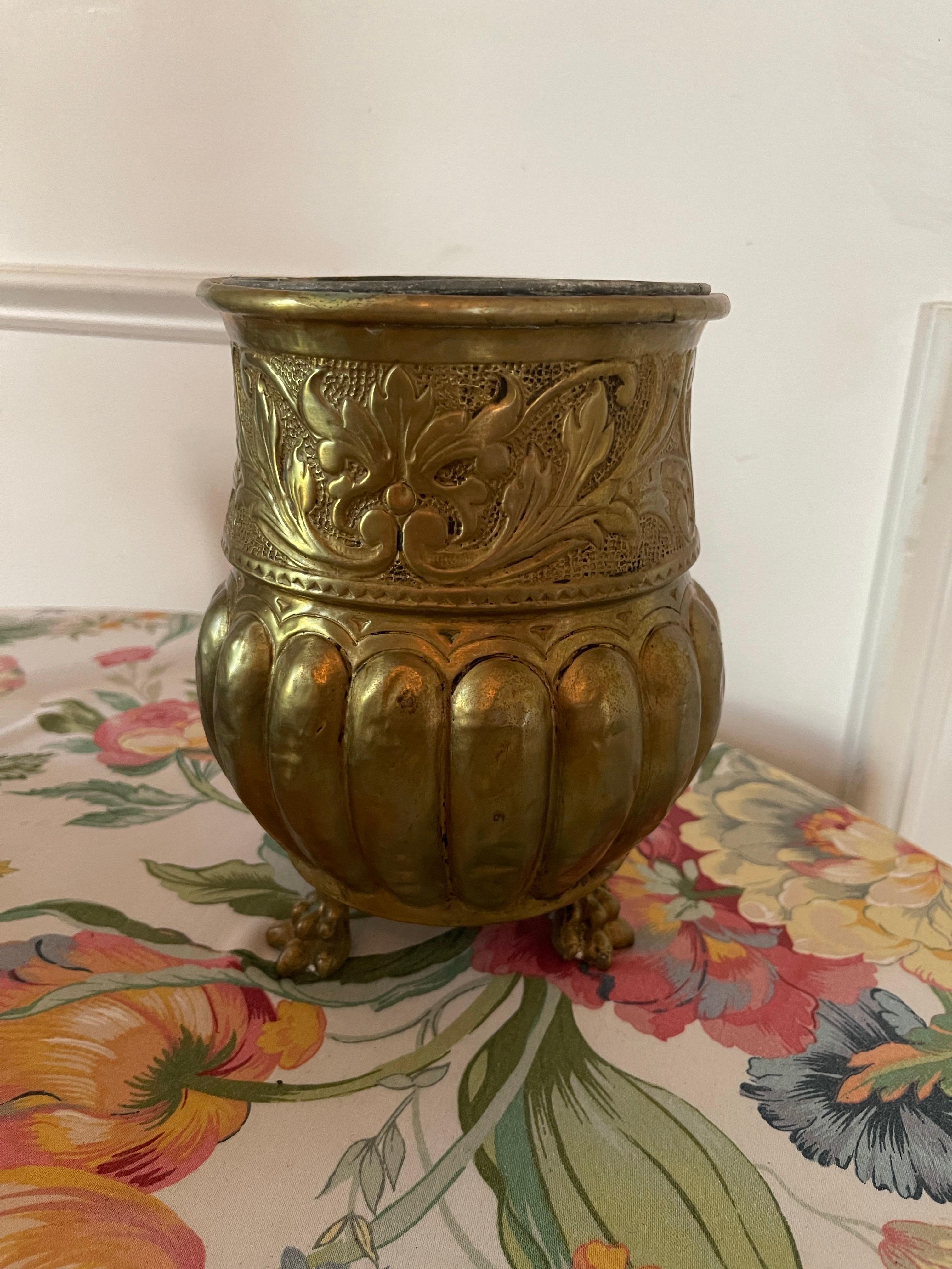 Brass French Jardiniere with Interior Liner, 19th Century For Sale 1