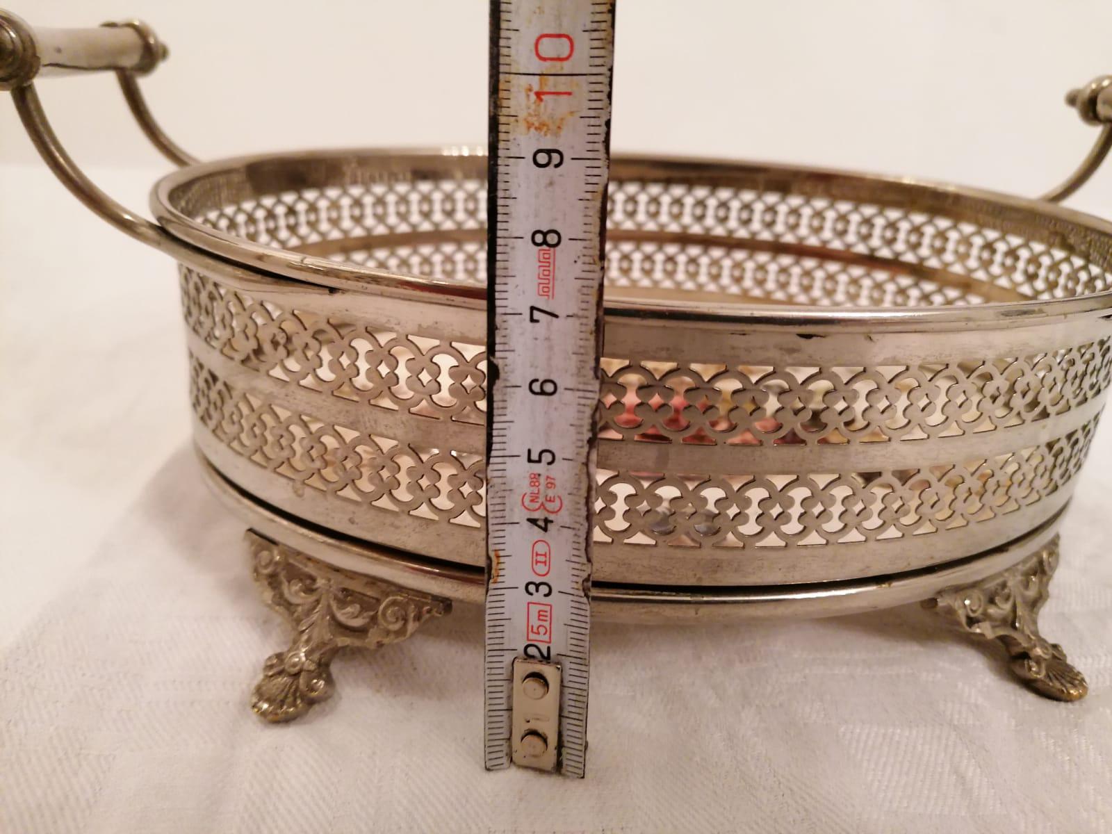 Early 20th Century Brass Fruit Basket from the 1920s For Sale