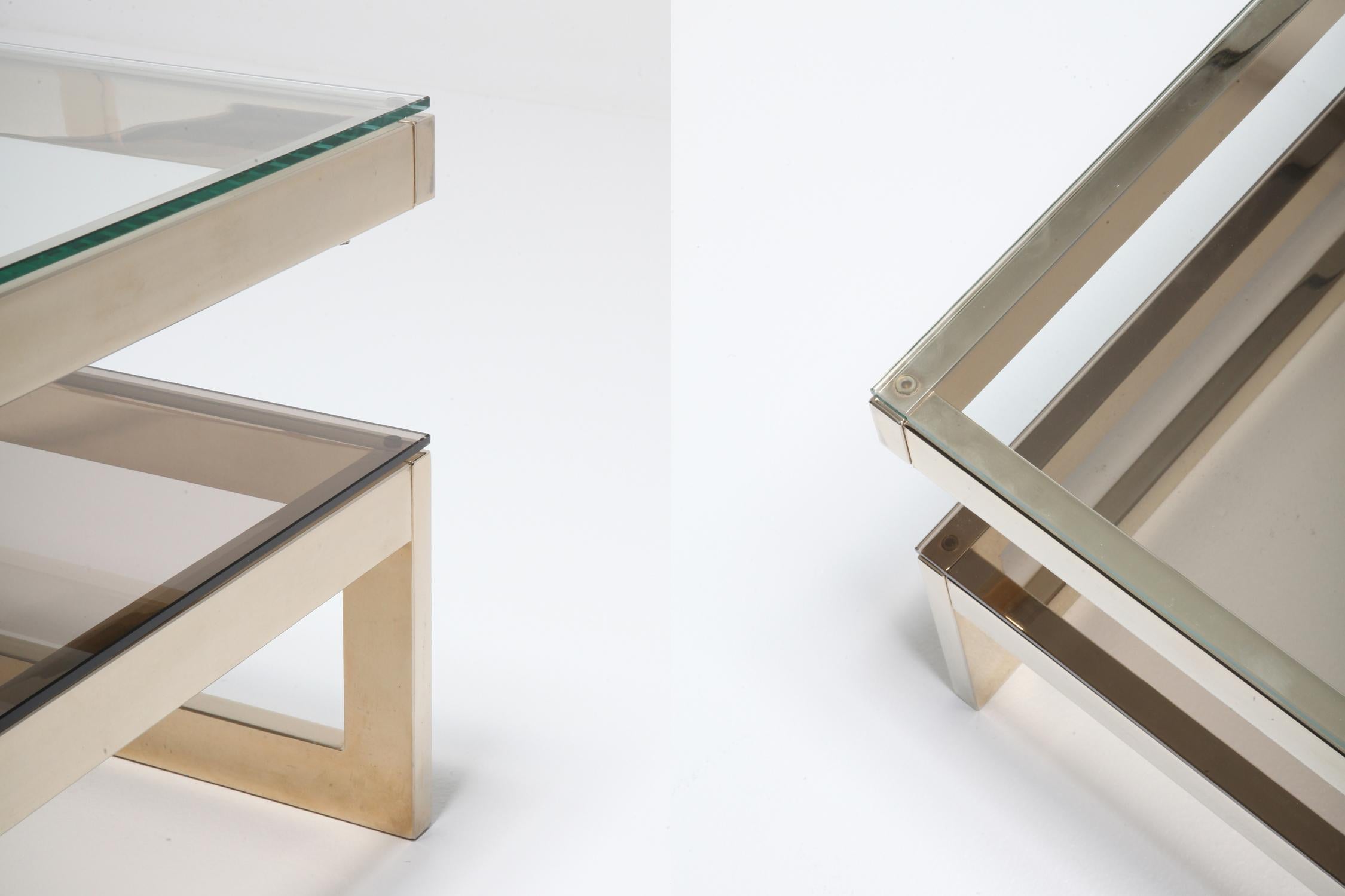 Table d'appoint ou table basse en laiton G en vente 2