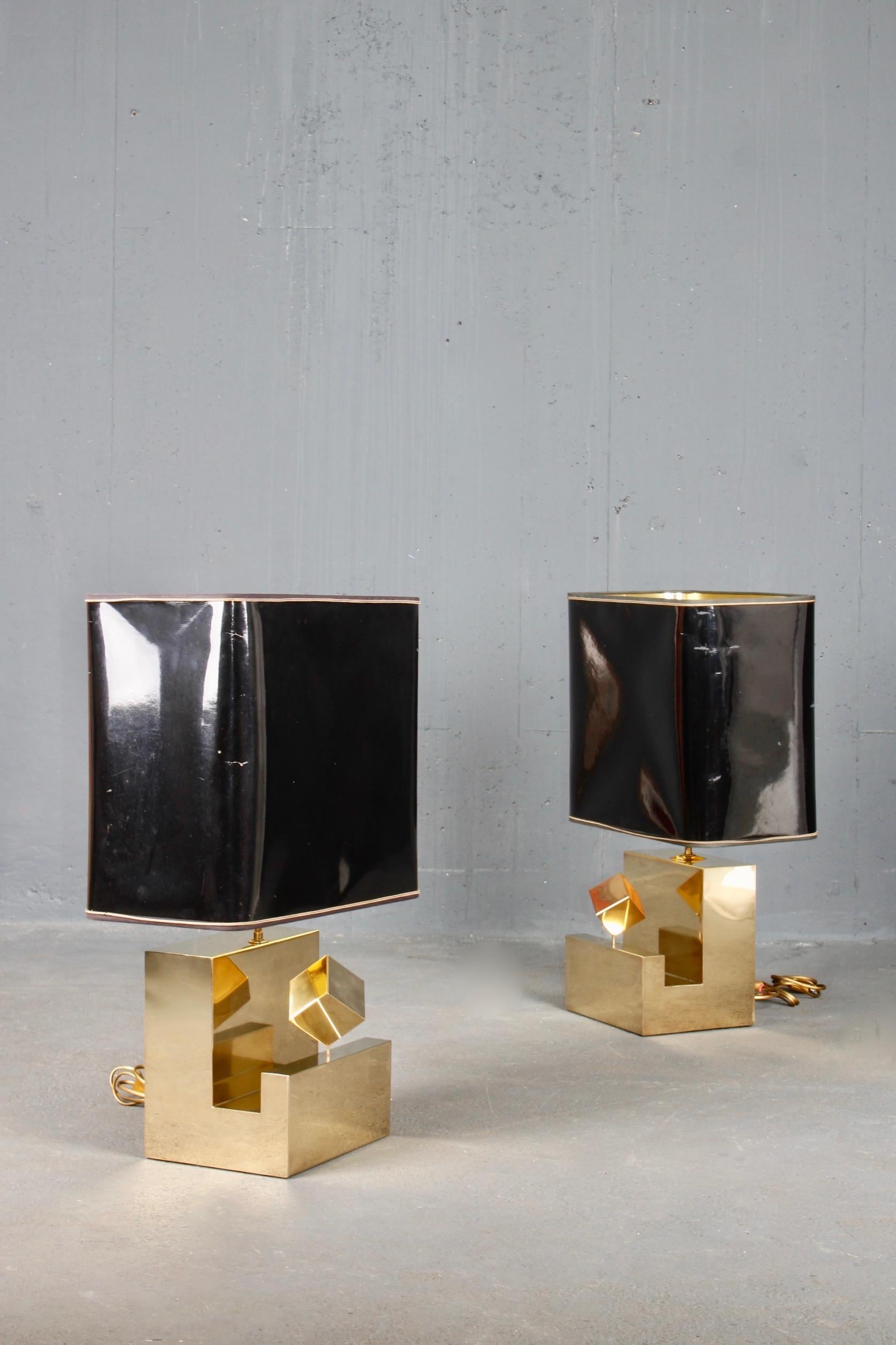 Brass G.Autier pair of table lamp, some scratch on the shade see photo, dimensions with out shade H 37 by 22 by 25 cm.