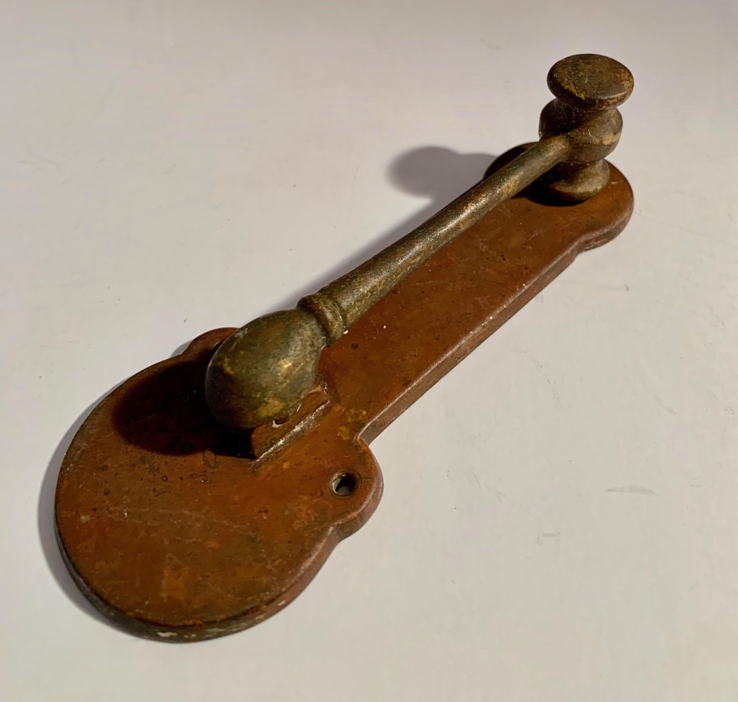 Brass 'Gavel' door knocker - a smallish door knocker in the shape of a Hammer or gavel. Ideal for, well, you be the 