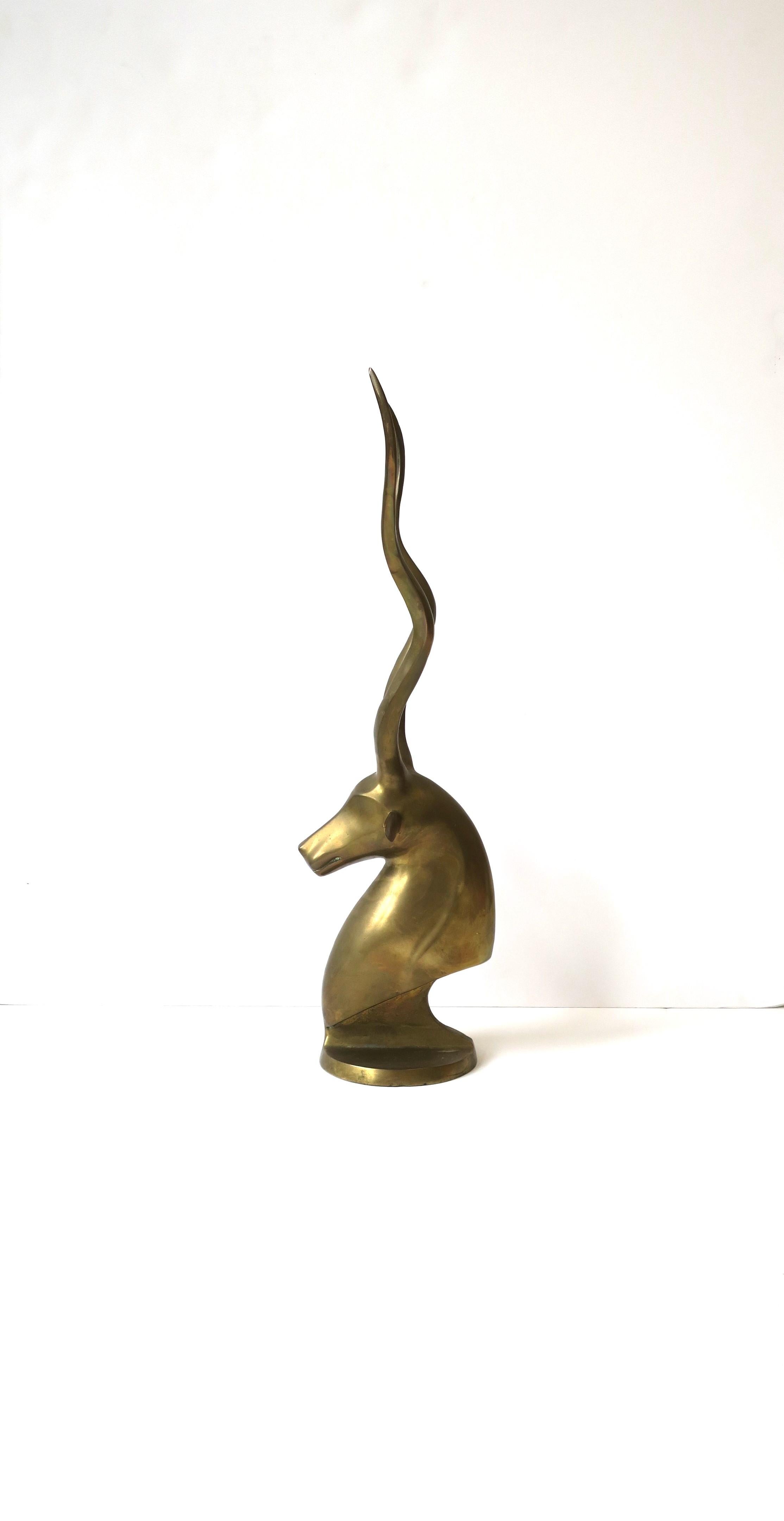 Gazelle Antelope-Skulptur aus Messing, Deko-Objekt, groß im Zustand „Gut“ im Angebot in New York, NY