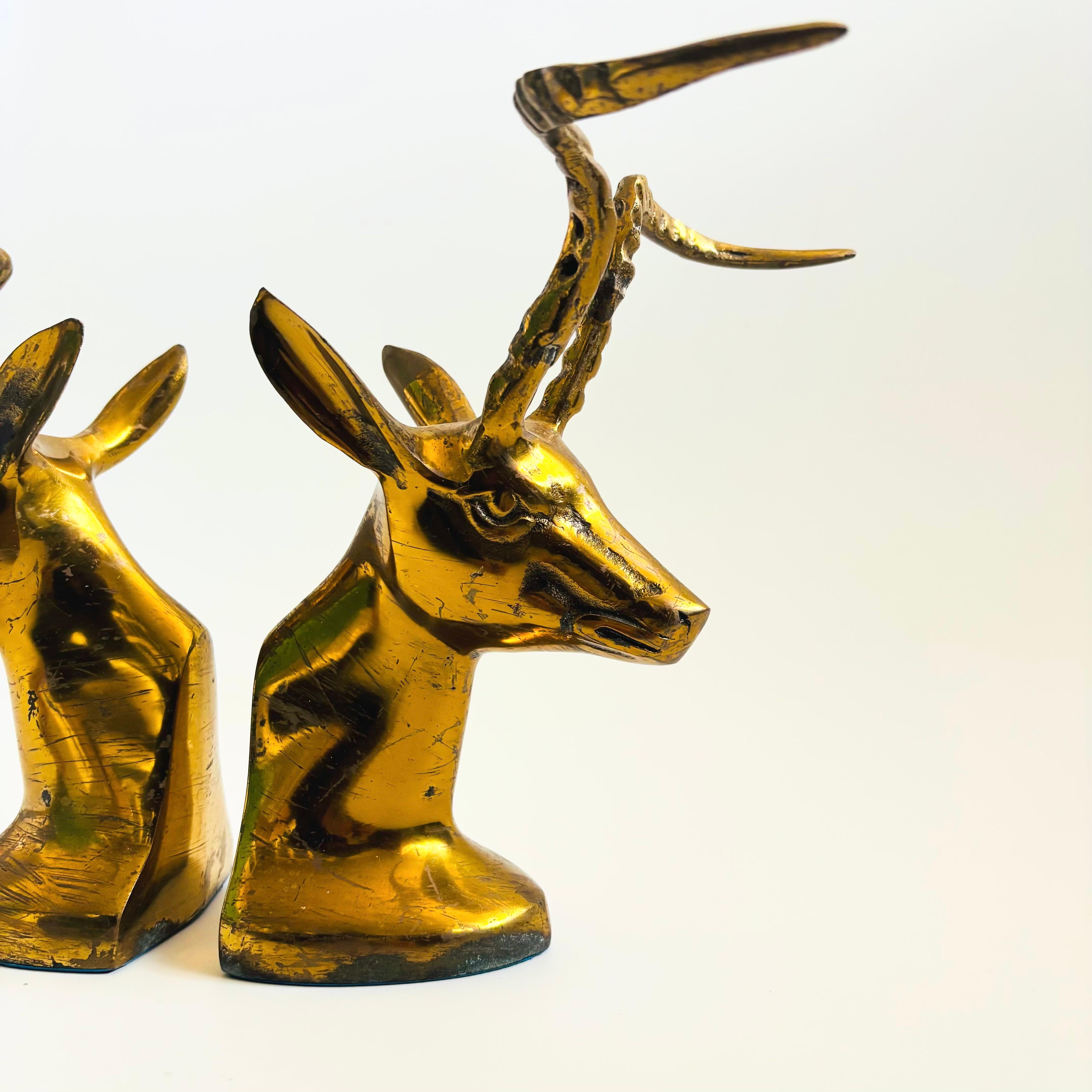 Brass Gazelle Bookends - Set of 2 In condizioni buone in vendita a Fairfield, CA