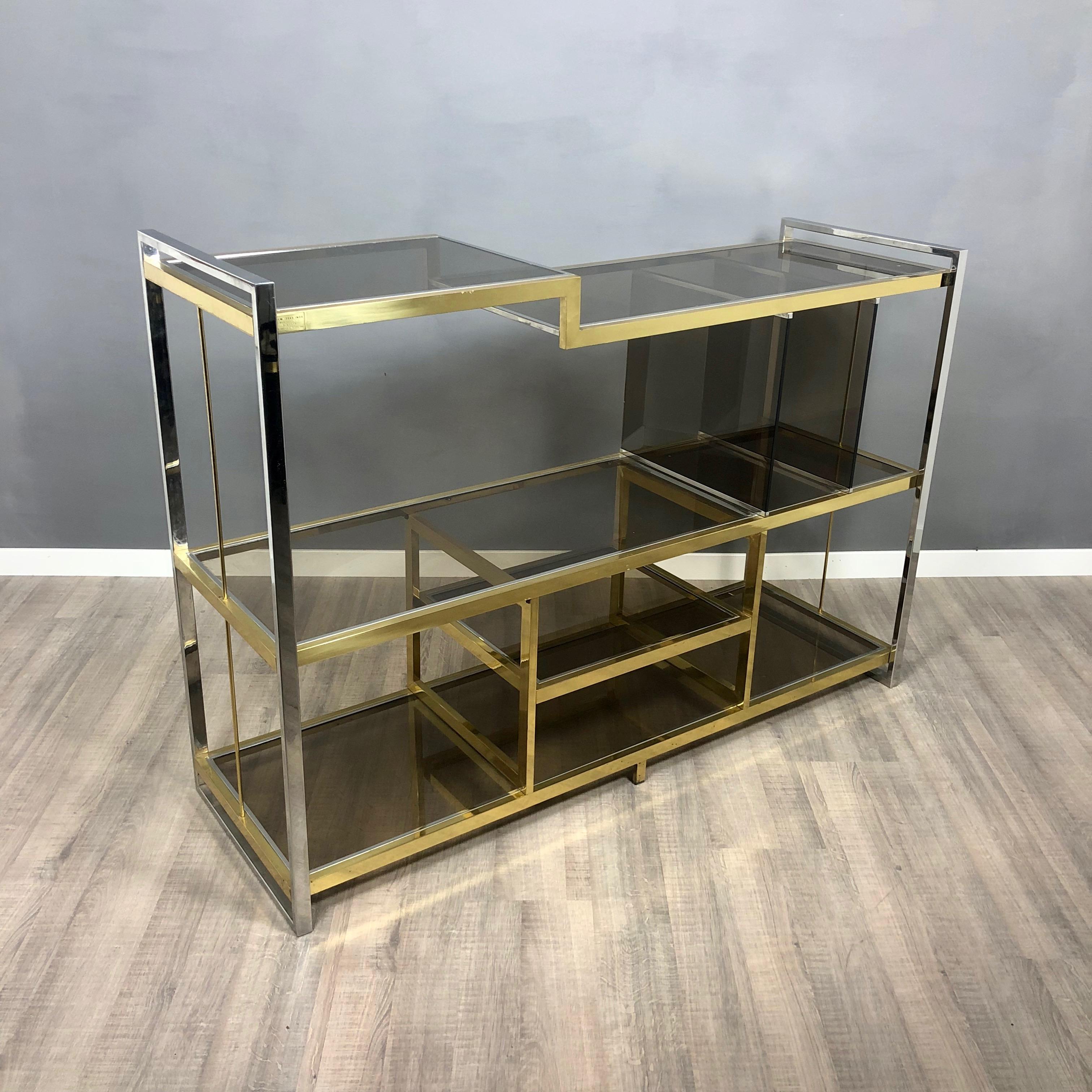 Brass, Glass and Chrome Console Sideboard Serantoni & Arcangeli, 1970s, Italy In Good Condition For Sale In Rome, IT