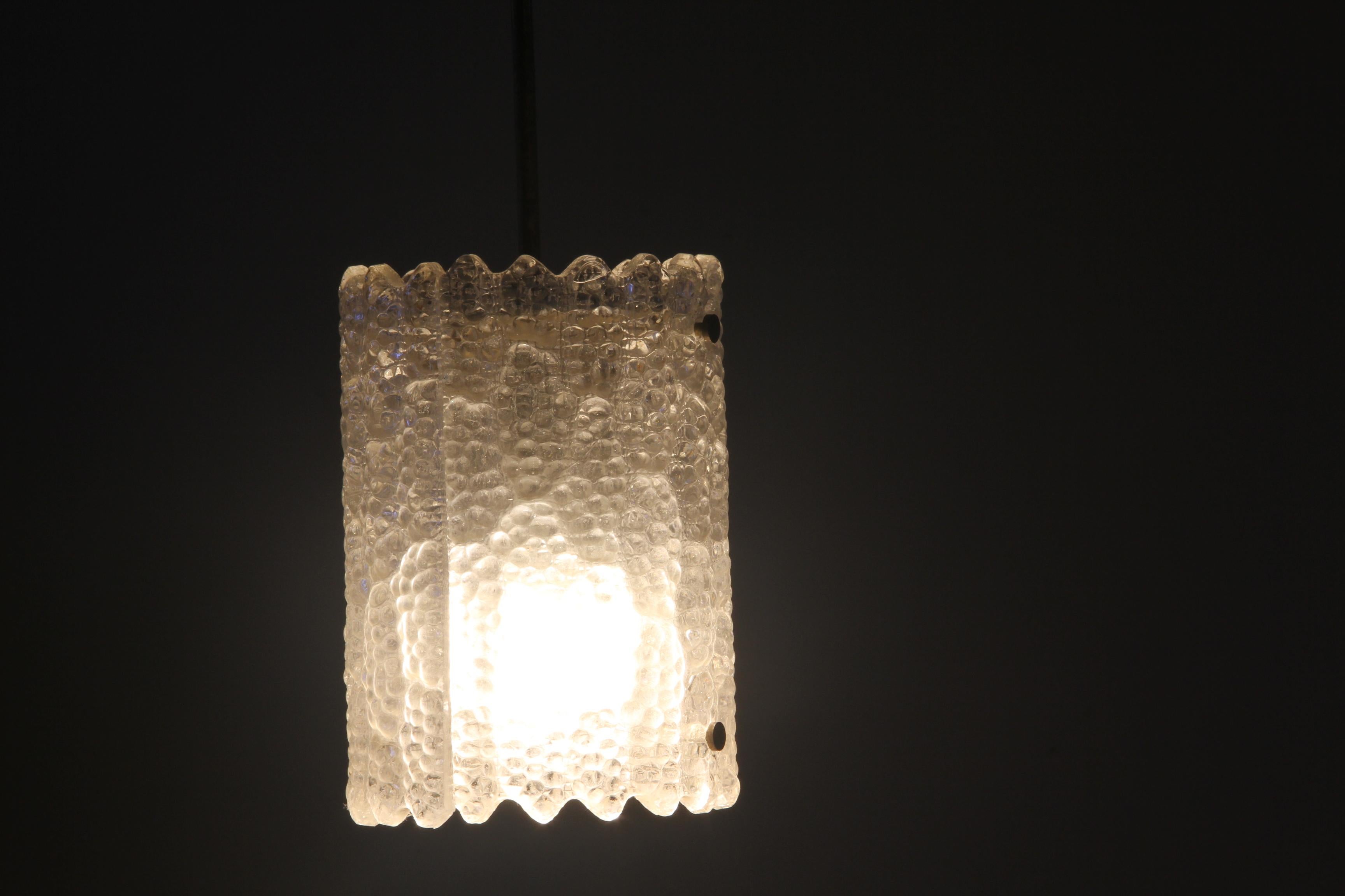 Lampada a sospensione da soffitto in ottone e vetro di Carl Fagerlund per Orrefors, anni '60 in vendita 4