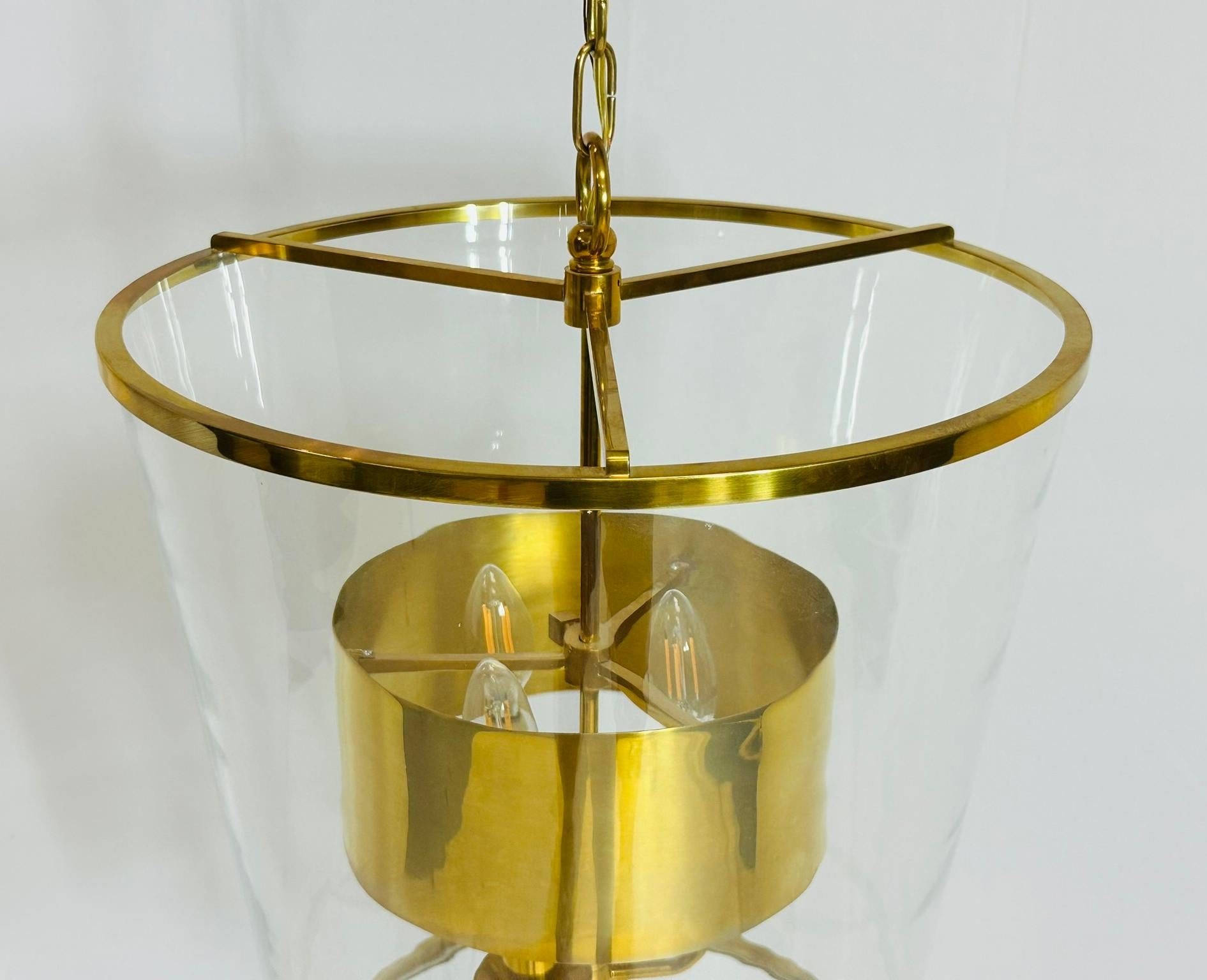 Lampadario in ottone e vetro di Vaughan Lighting in vendita 3