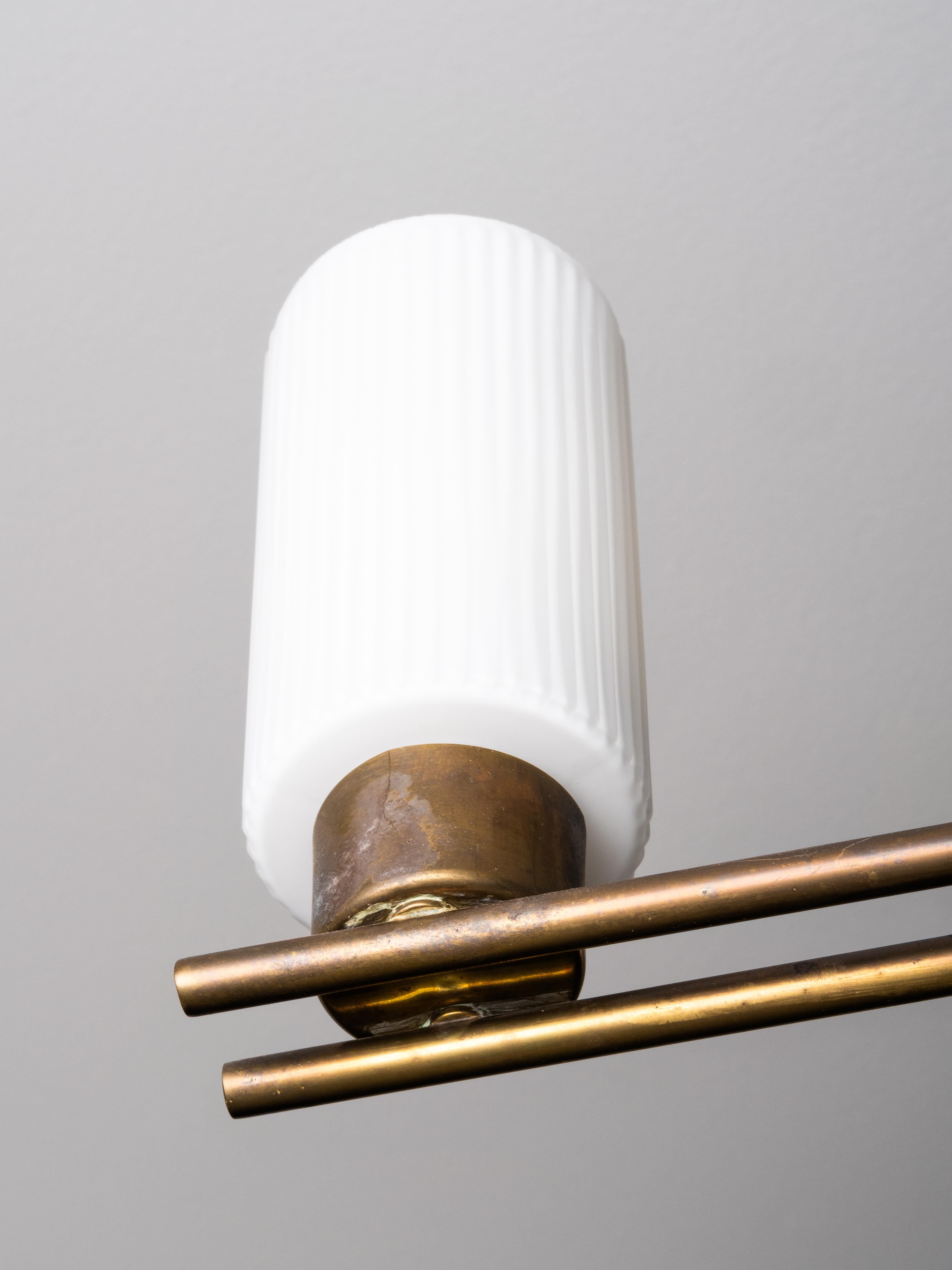 Araña de latón y cristal Model ER 174 de Itsu, Finlandia, años 50 en venta 3