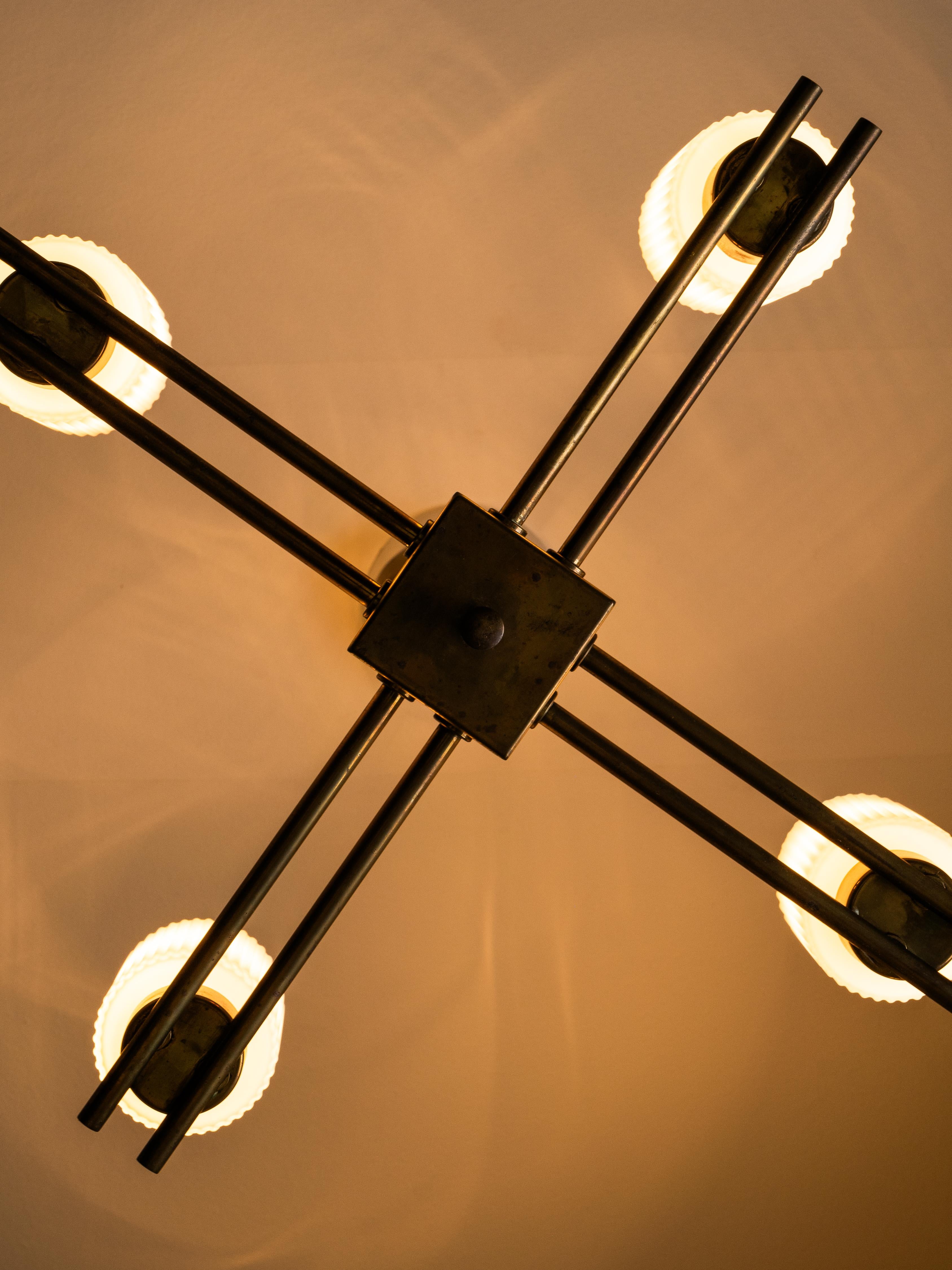 Araña de latón y cristal Model ER 174 de Itsu, Finlandia, años 50 en venta 7