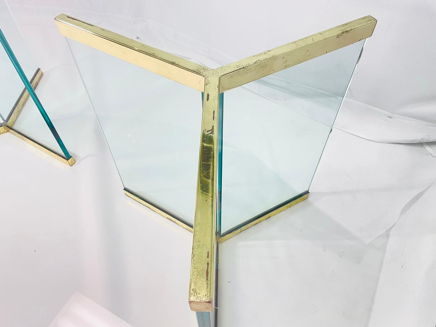 Table de salle à manger en laiton et verre de Leon Rosen pour Pace Collection en vente 4