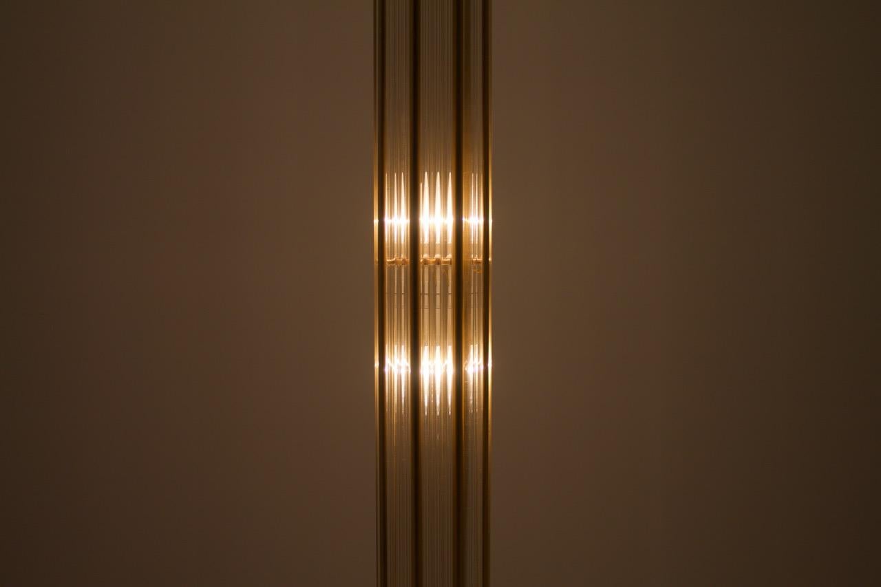 Stehlampe aus Messing und Glas mit Halogen, Torchiere, Frankreich, 1980er Jahre (Französisch) im Angebot