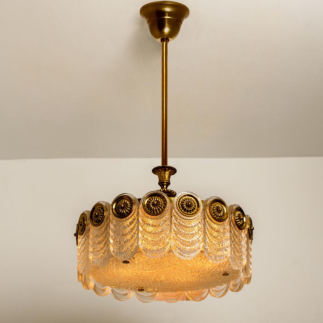 Brass & Glass Light Fixture, Chandelier by Kaiser Leuchten, 1960s In Good Condition For Sale In Rijssen, NL