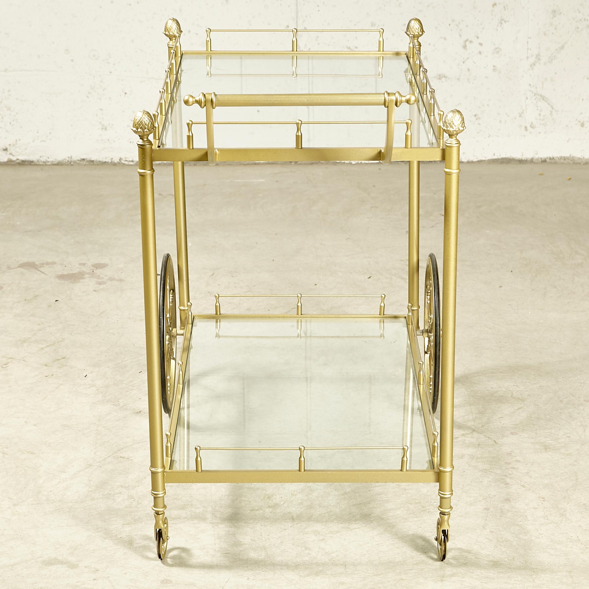 Brass and Glass Rolling Service Cart, 1960s (Moderne der Mitte des Jahrhunderts) im Angebot