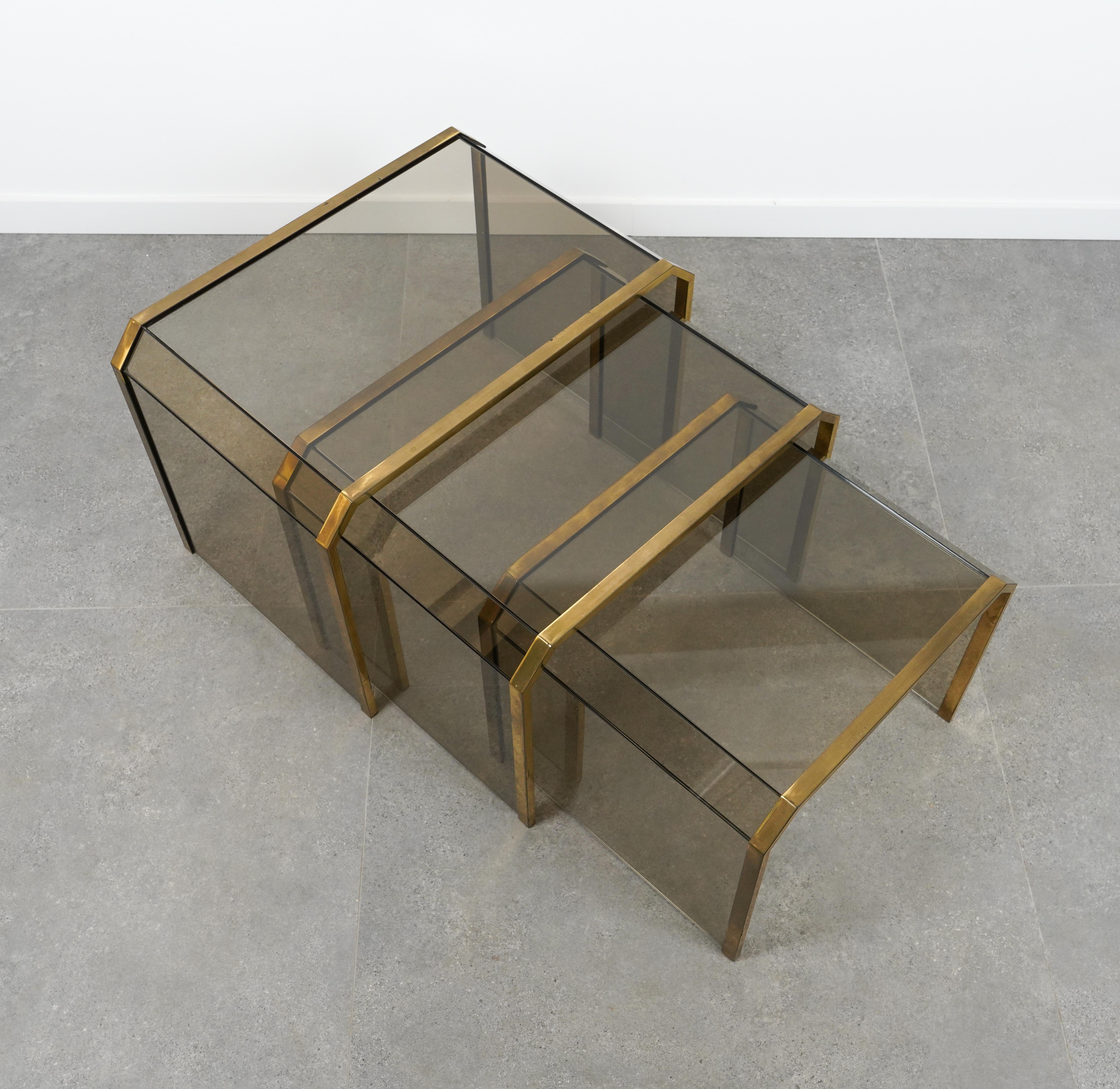 Brass & Glass Set of Three Nesting Tables Gallotti & Radice Style, Italy 1970s In Good Condition For Sale In Rome, IT