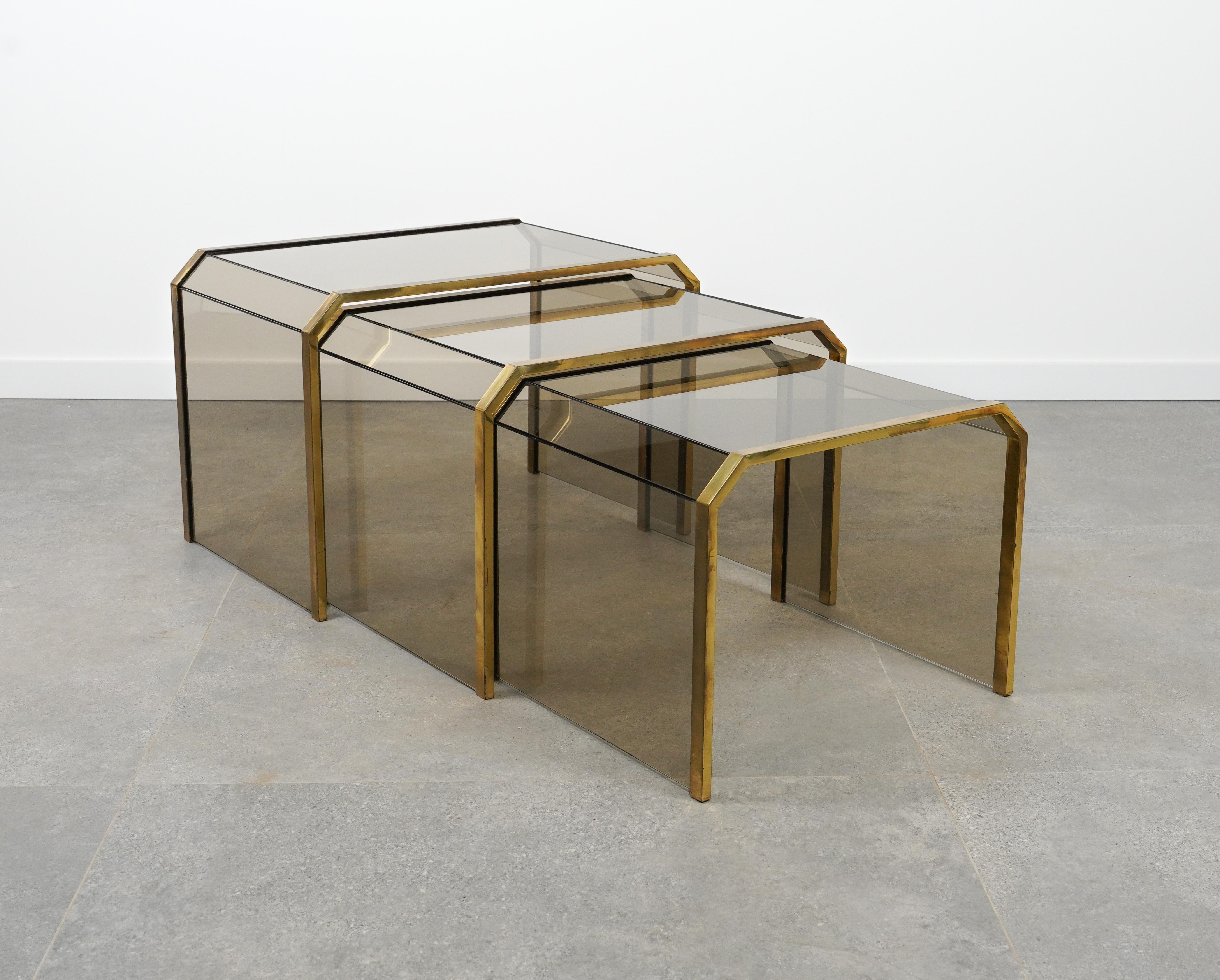 Metal Brass & Glass Set of Three Nesting Tables Gallotti & Radice Style, Italy 1970s For Sale