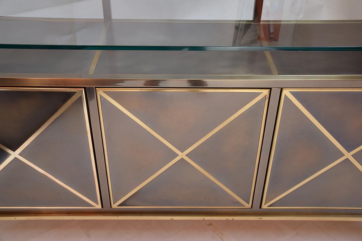 Late 20th Century Brass, Glass Sideboard by Belgo Chrome DeWulf Selection, 1980s For Sale