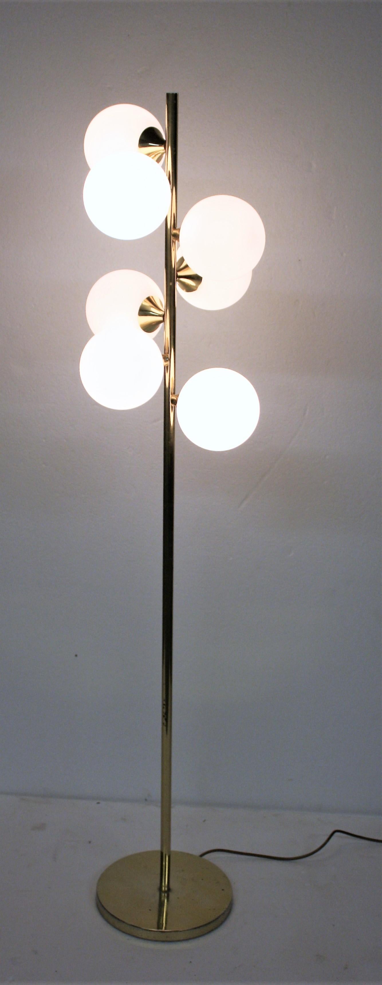 Brass Globe Floor Lamp, Italy, 1960s 3