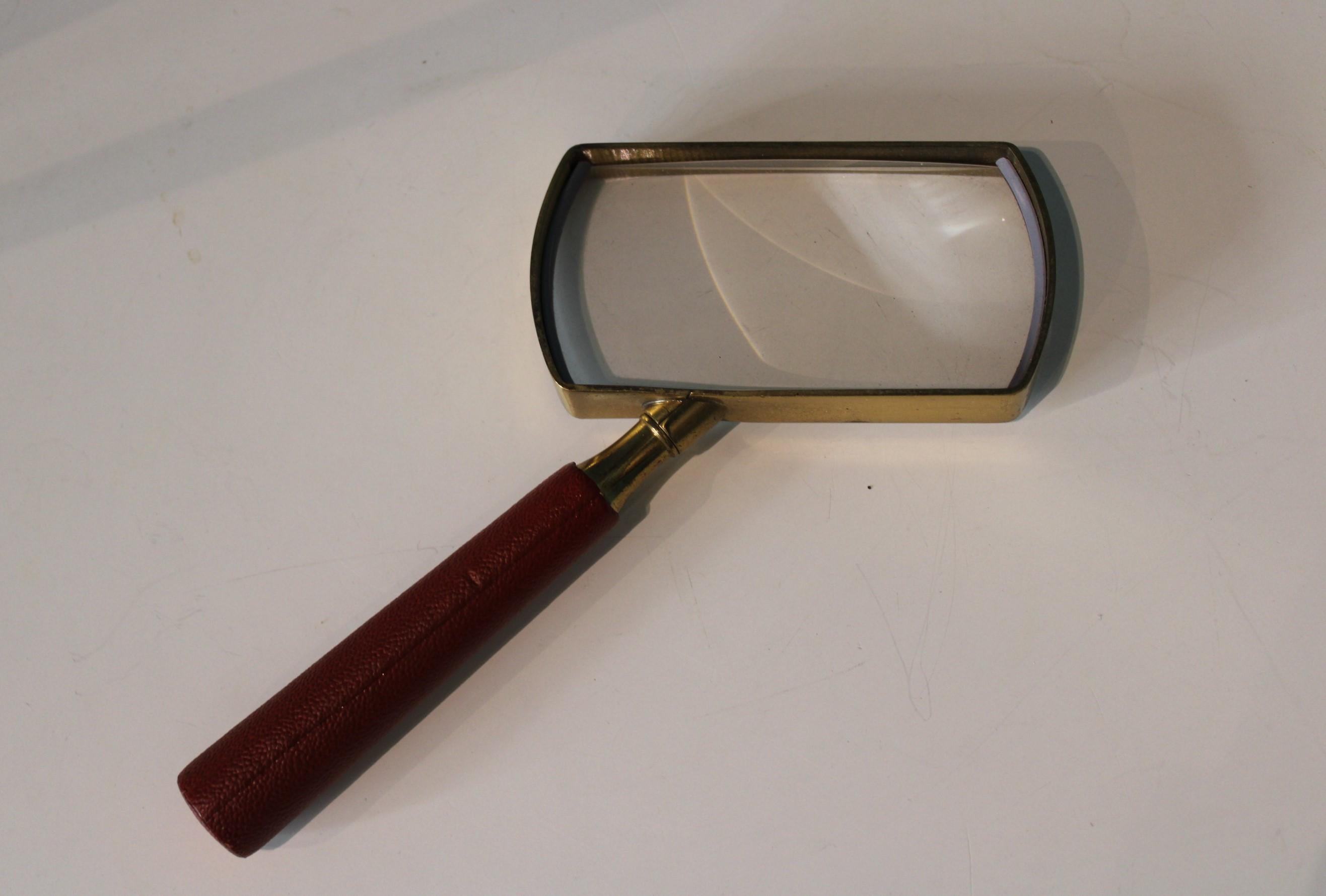 Brass Hand Magnifying Glass, Vintage For Sale 1