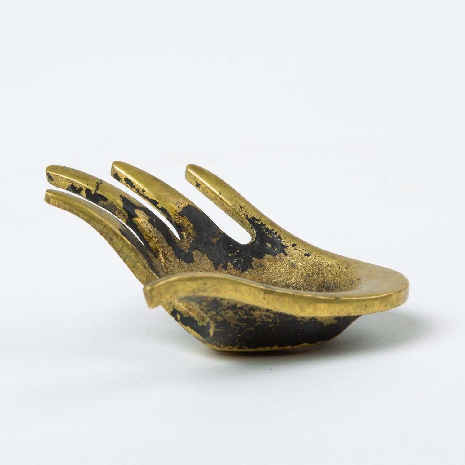 Mid-Century Modern Brass Hand-Shaped Bowl or Ashtray by Walter Bosse for Hertha Baller