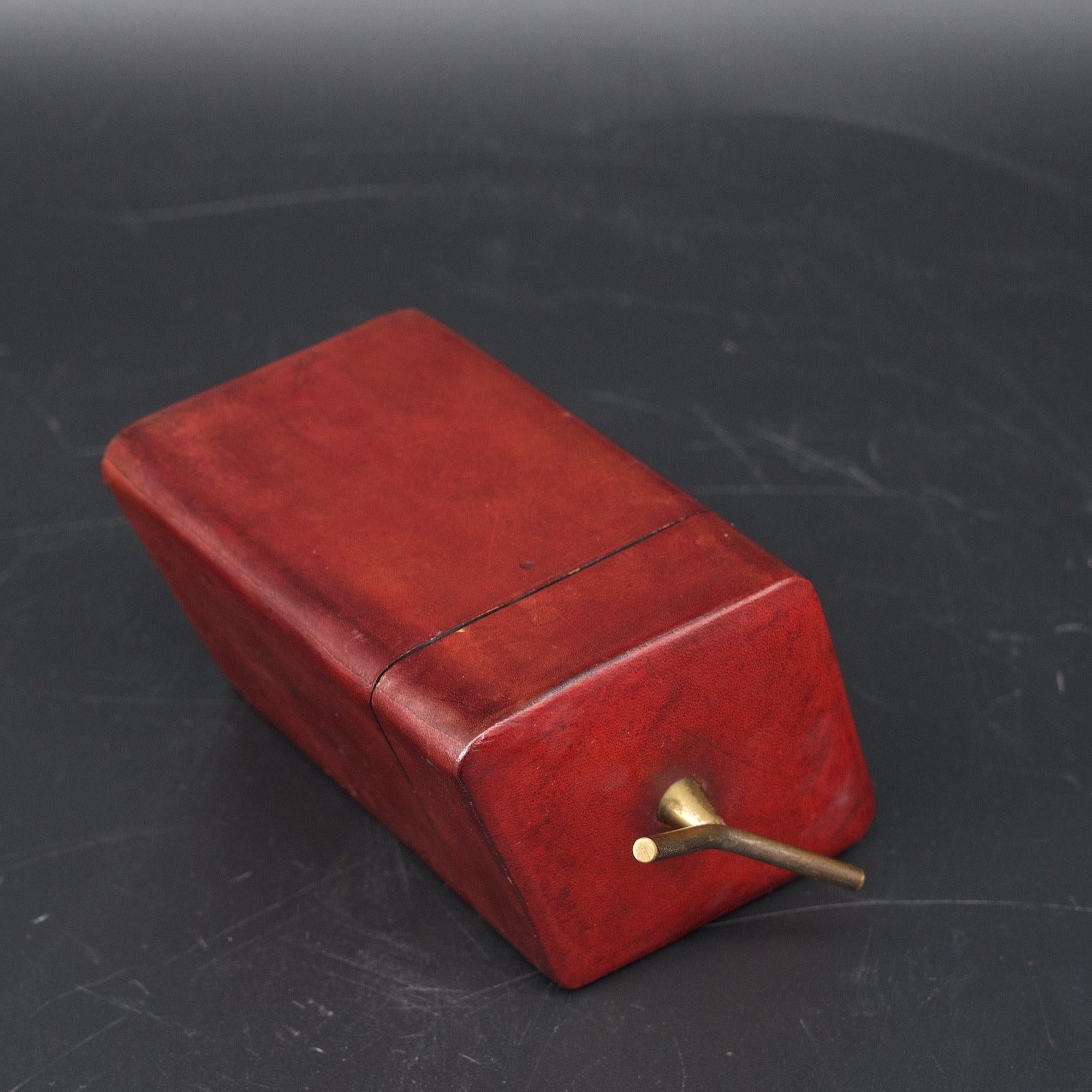 Brass Handled Red Leather Trinket Box Lid ScaccoMatto Italy Midcentury Regency In Good Condition In Hyattsville, MD