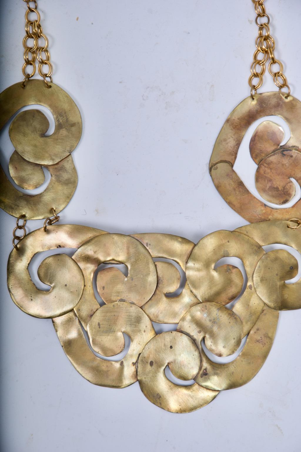Donna Brass Handmade Vintage Necklace in vendita