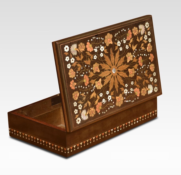 Brass Inlaid Jewellery Box In Good Condition For Sale In Cheshire, GB
