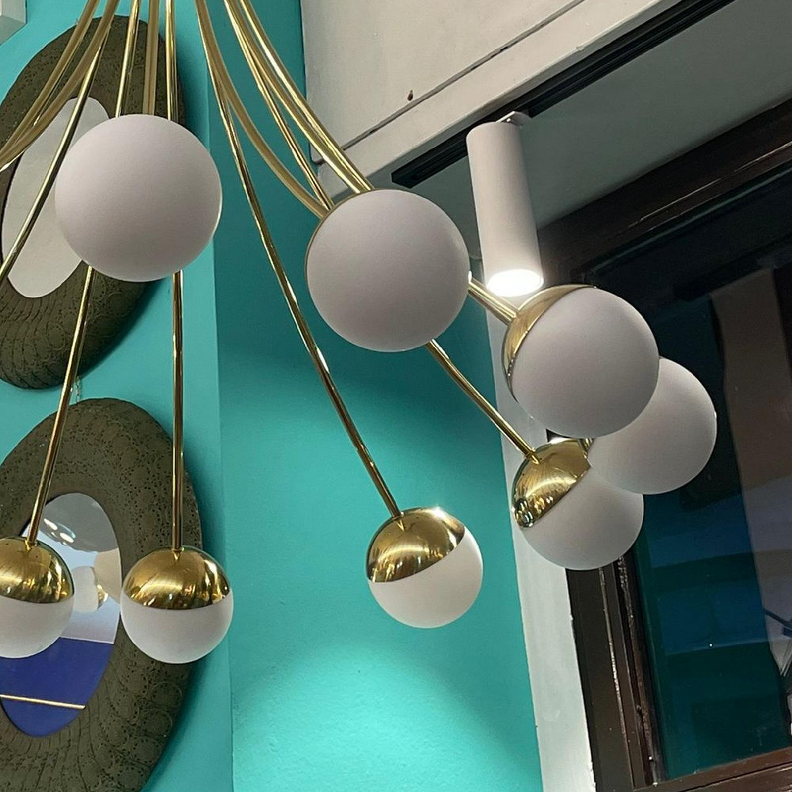 Mid-Century Modern Brass Italian Chandelier, in the Style of Stilnovo For Sale