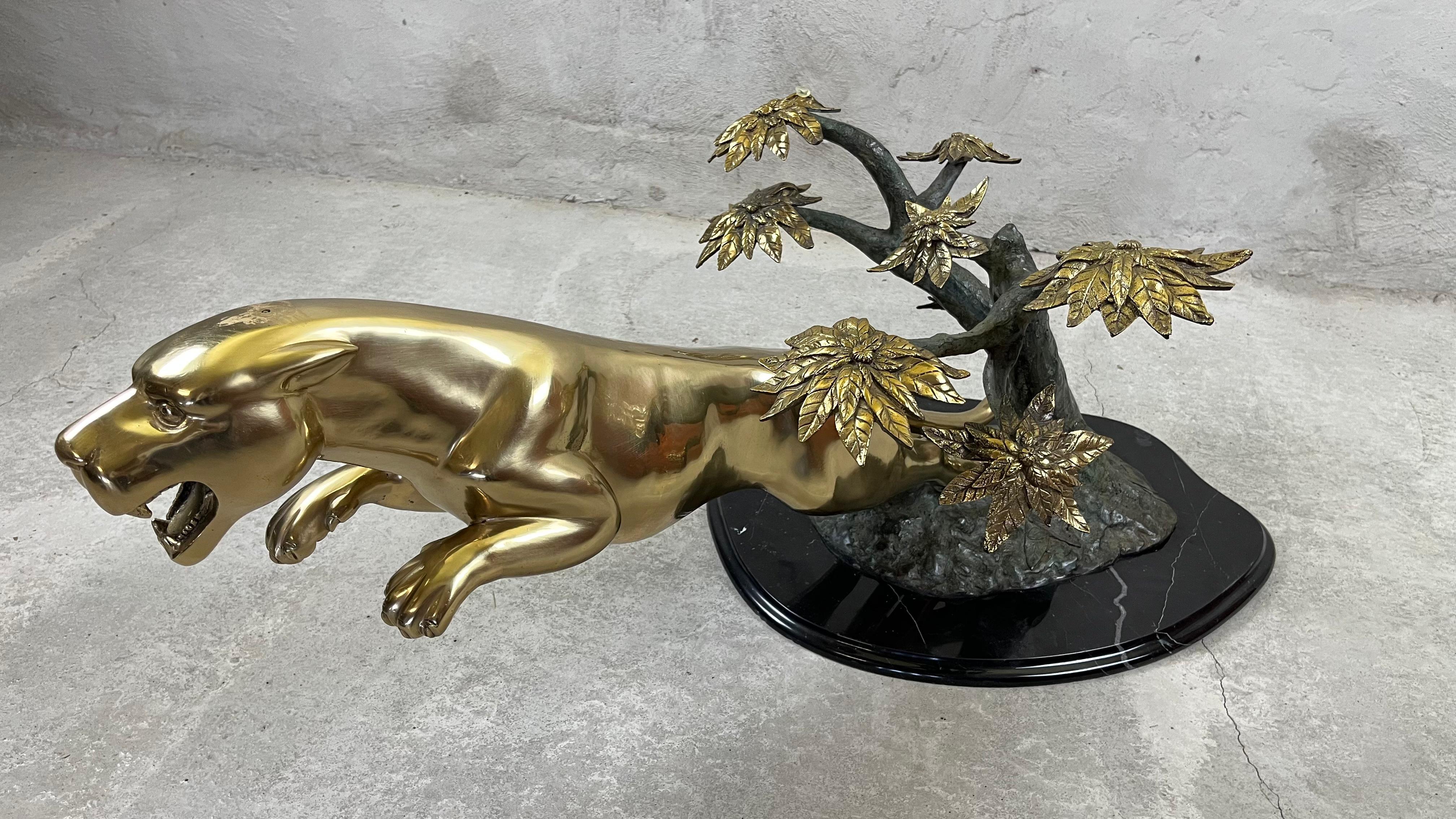 Hollywood Regency Brass jaguar coffee table, 1970s