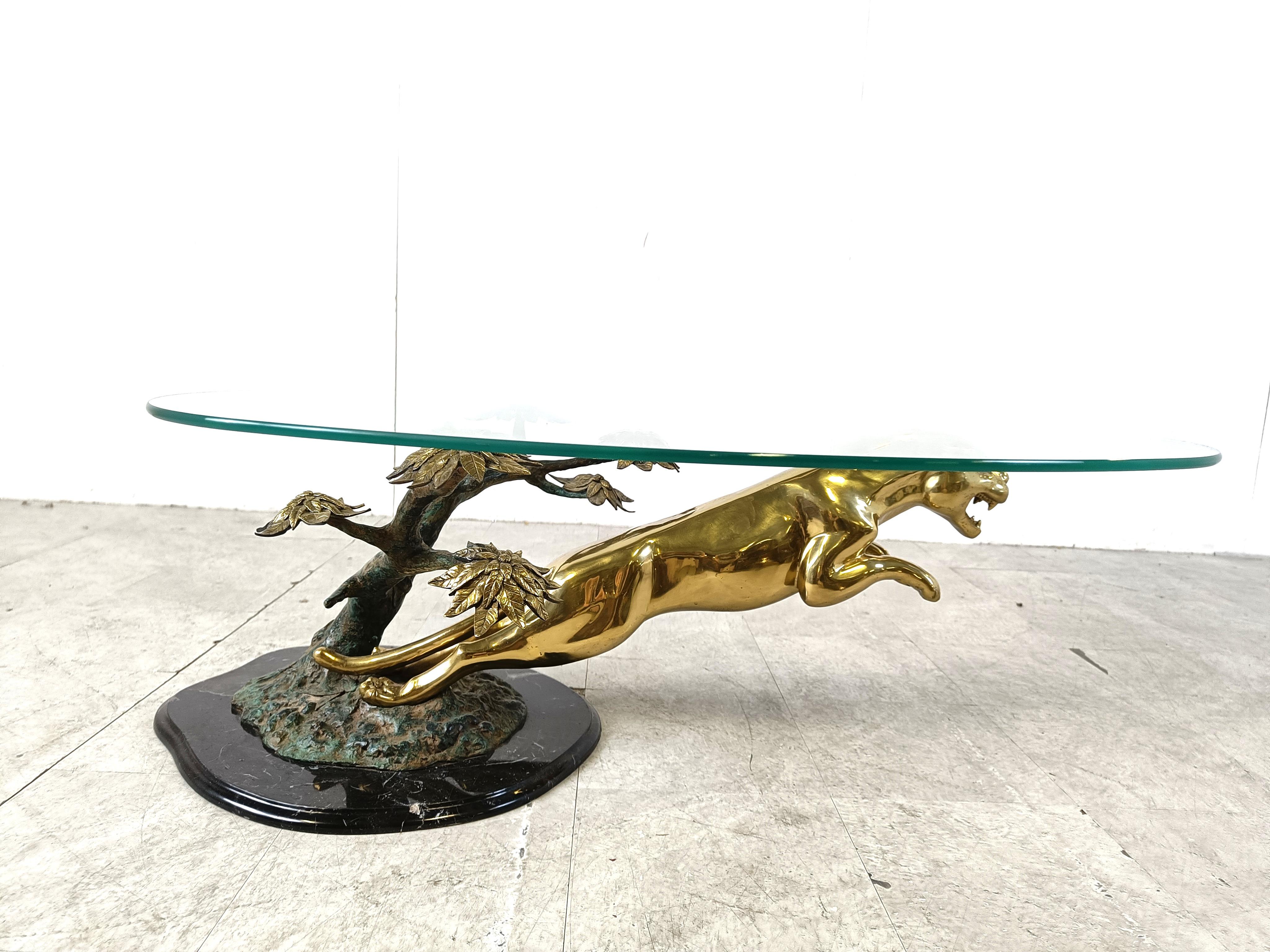 Table basse jaguar en laiton, années 1970 Bon état - En vente à Leuven, Vlaams Gewest