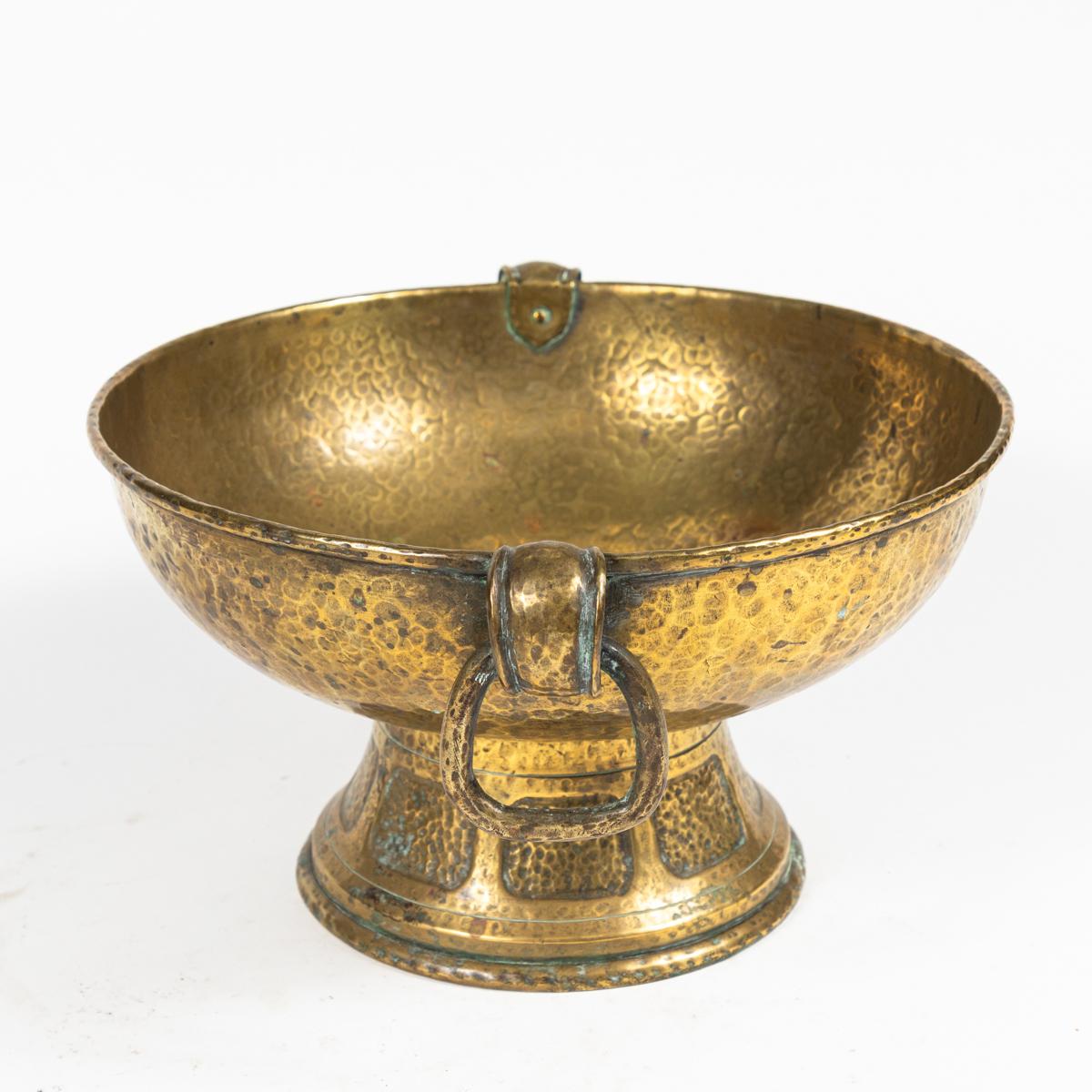 Late 19th Century English Brass Jardiniere In Good Condition In Los Angeles, CA