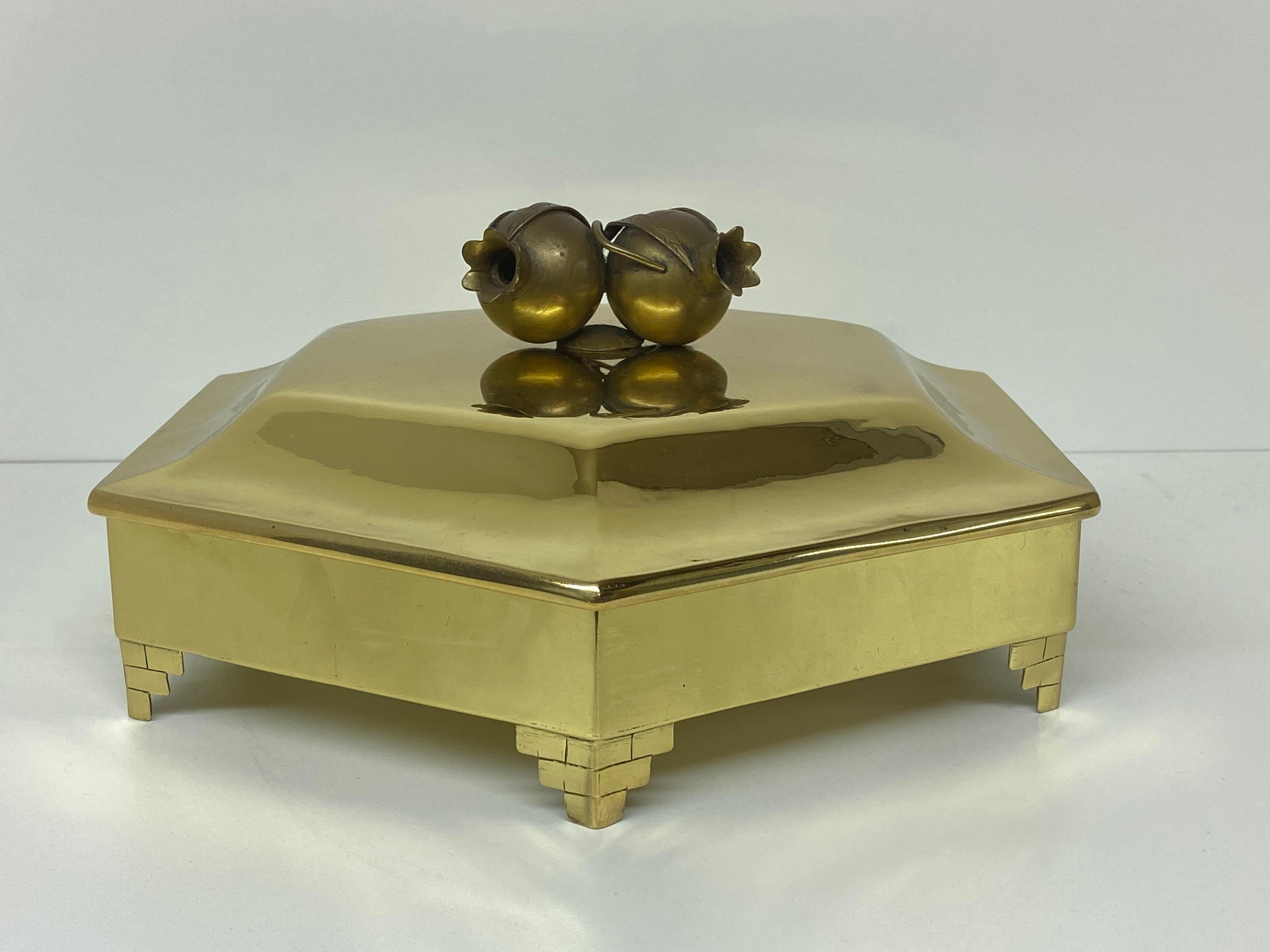 Brass Jewelry Box with Pomegranate Motif In Good Condition For Sale In North Hollywood, CA
