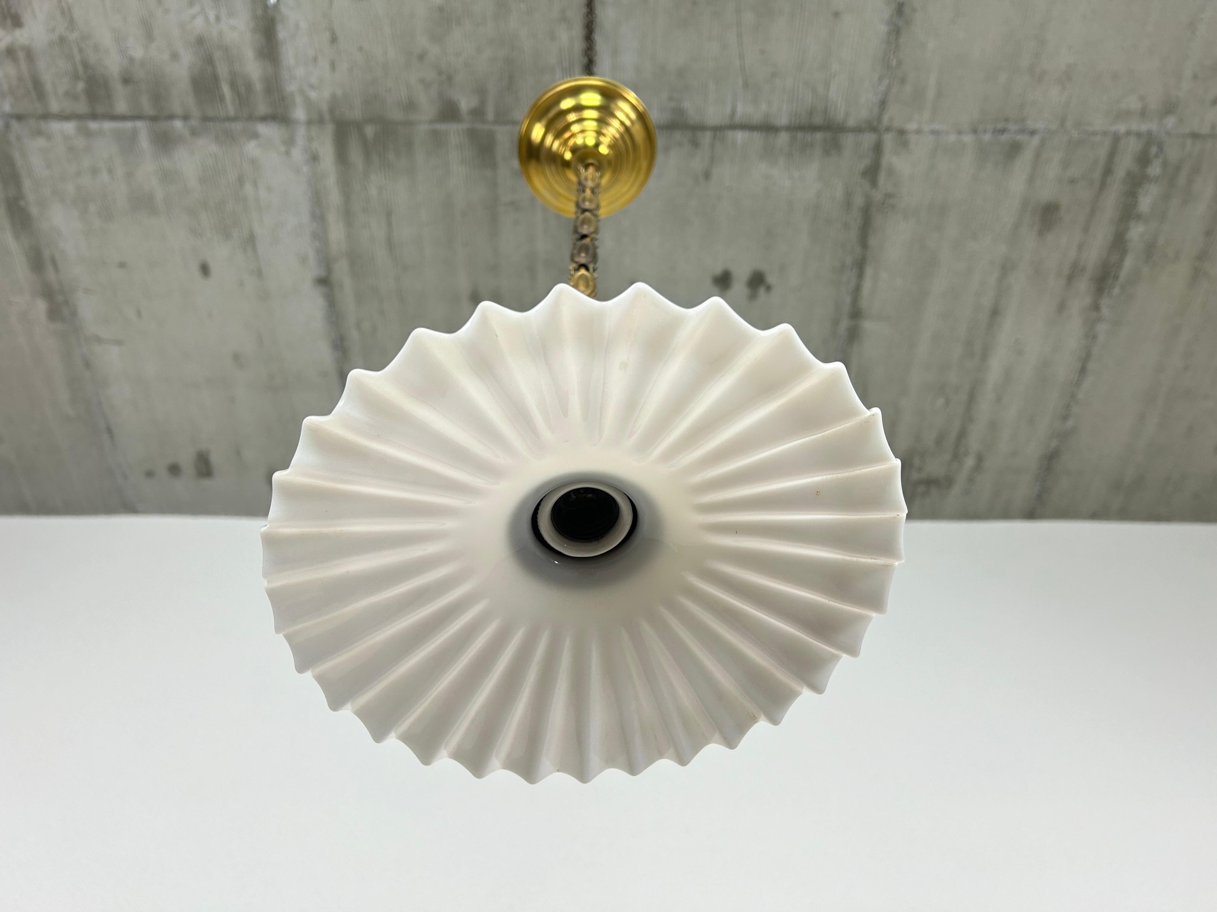 Inizio XX secolo Lampada a sospensione Jugendstil in ottone in vendita