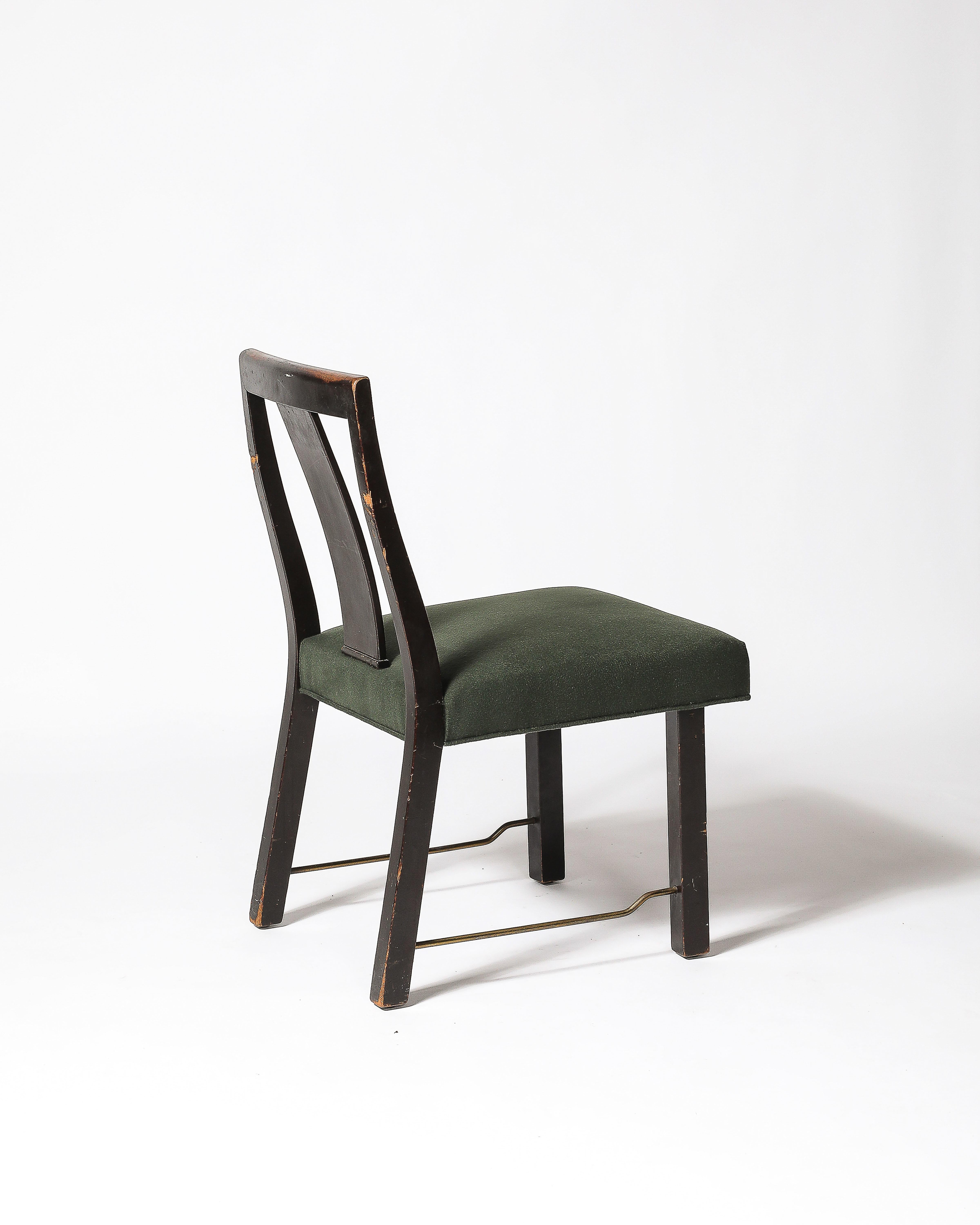 Sedia imbottita in ottone, legno laccato e lino nuovo di Edward Wormley, Un... in vendita 2