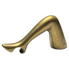 Damenbein-Flaschenöffner aus Messing, Mid-Century Modern Metall, Bargeschirr, Österreich 1960er Jahre