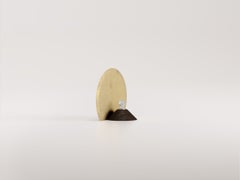 Lampe en laiton Mélos par le studio de design français Monogram