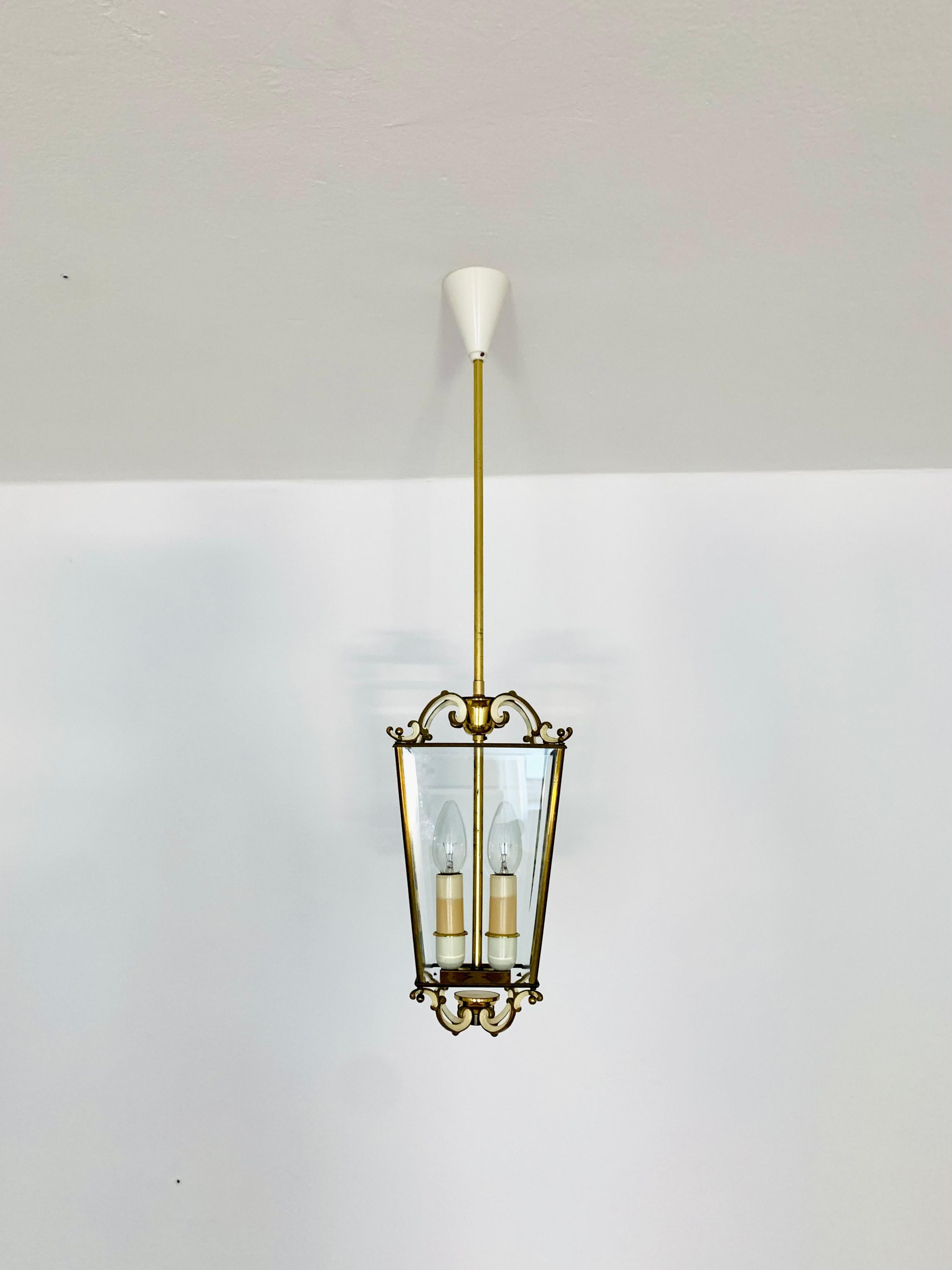 Very high quality lamp from the 1950s.
Exceptional design with great attention to detail.
A very comfortable light is created.

Condition:

Very good vintage condition with slight signs of age-related wear.
Minimal signs of wear on the surface.

The