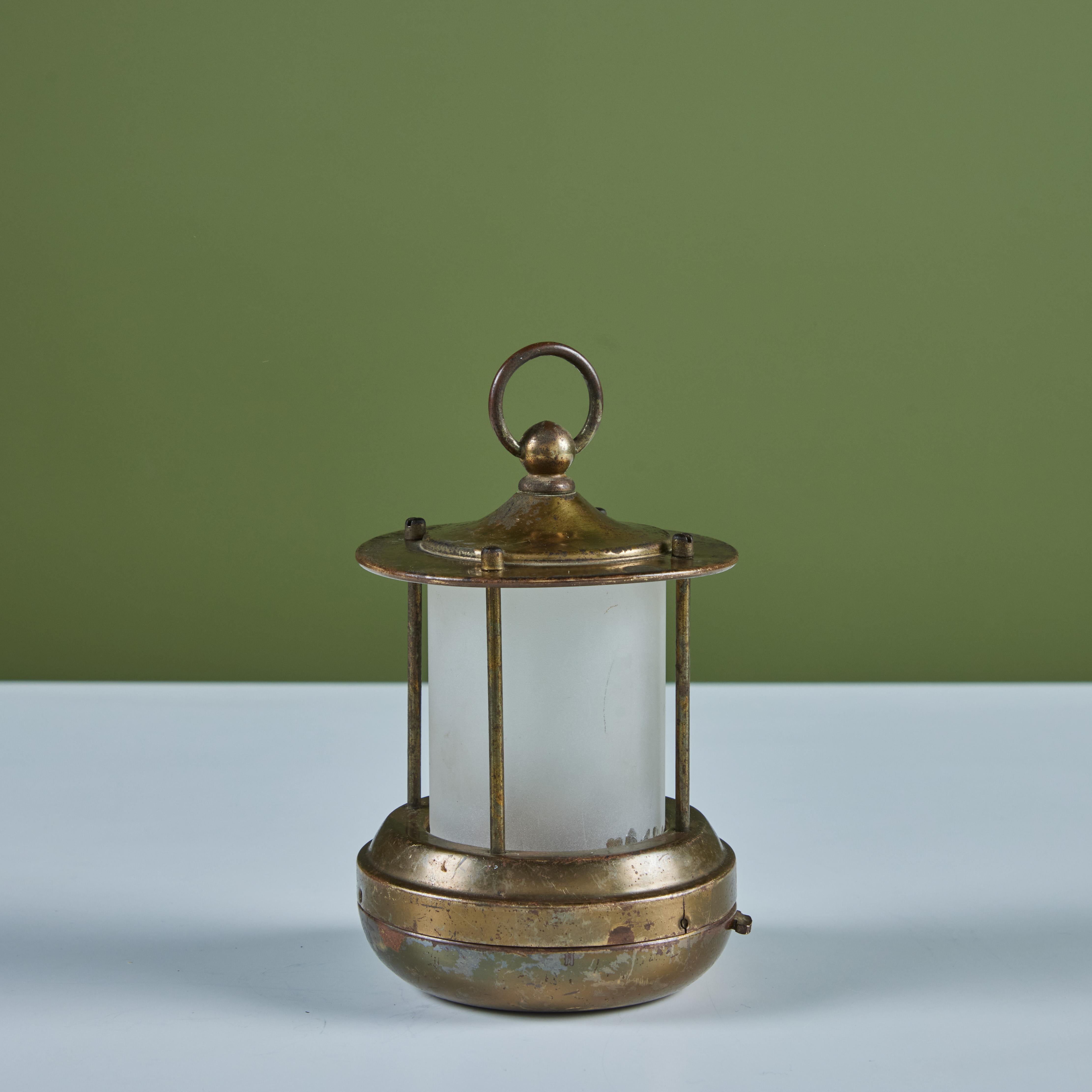 Brass Lantern Lamp for Chase USA In Good Condition For Sale In Los Angeles, CA