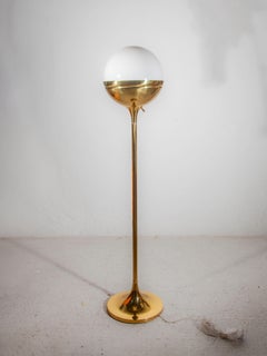 Brass Large Opal Globe Vereinigte Werkstätten Floor Lamp, 1970s Germany