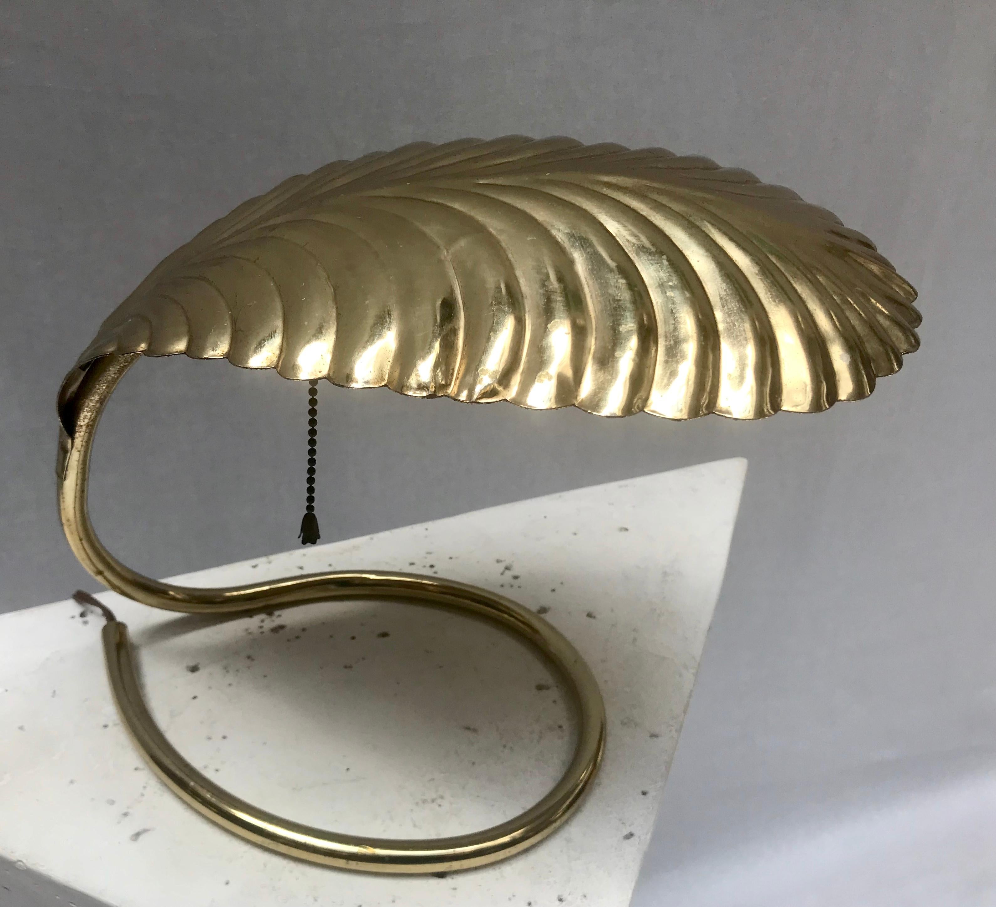 Brass leaf decorative table lamp, Tommaso Barbi, 1960.