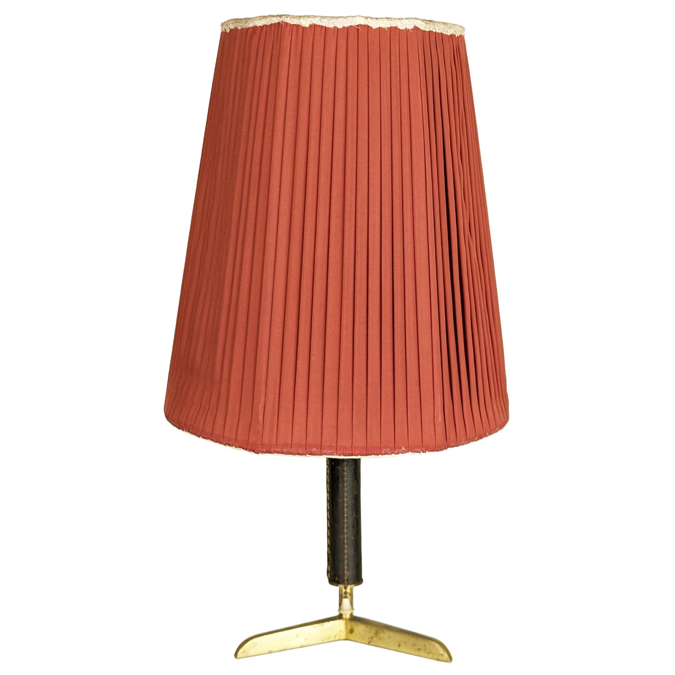 Lampada da tavolo in ottone e pelle del Mid Century Modern