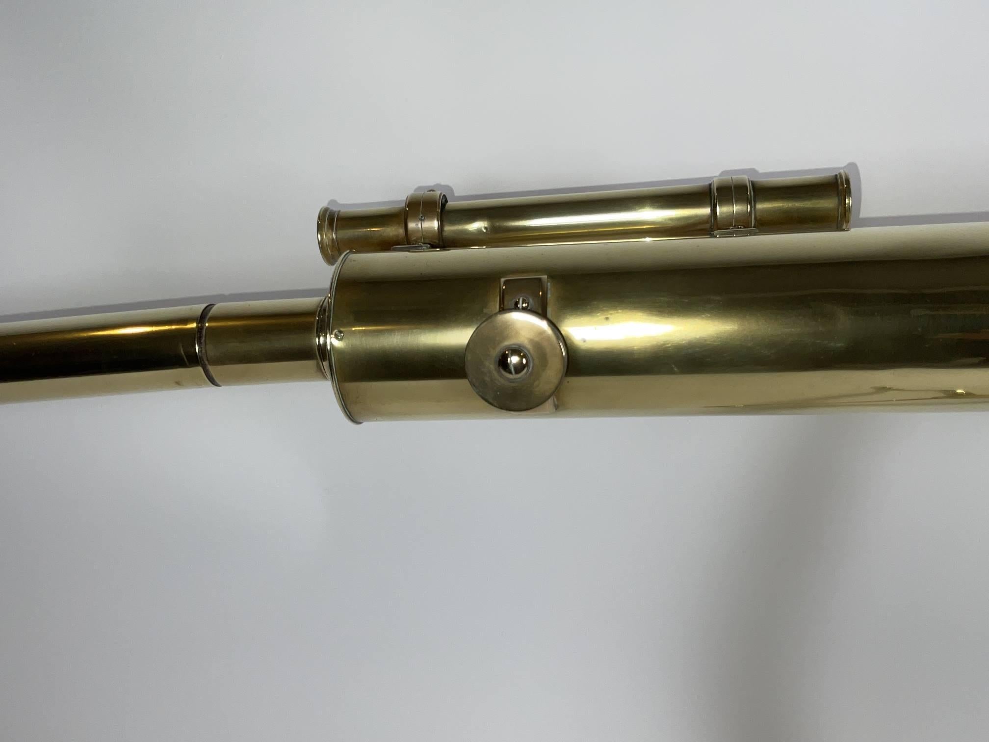 Télescope de bibliothèque en laiton par Wellington of London Circa 1800 en vente 1