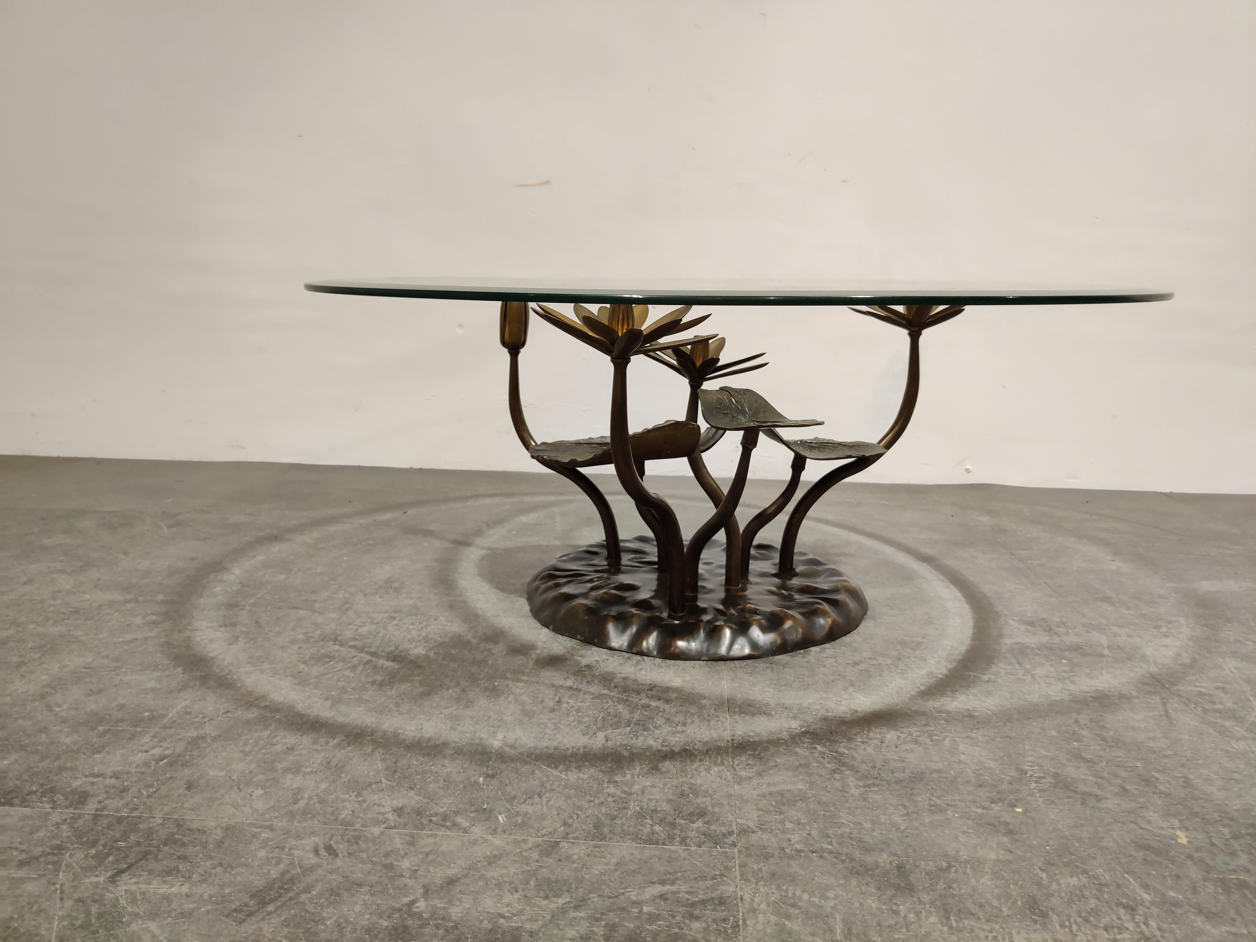 Brass Lotus Coffee Table Attr. Willy Daro, 1970s In Good Condition In HEVERLEE, BE