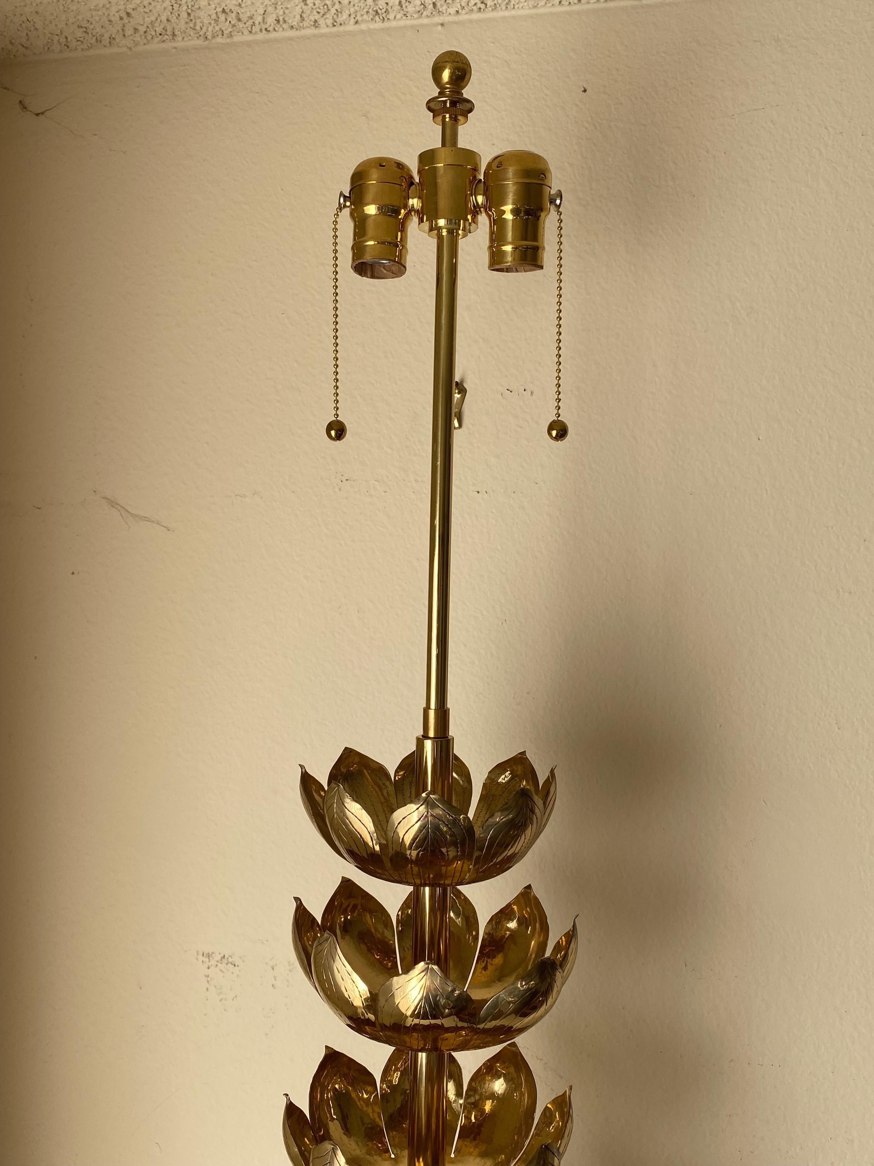Brass Lotus Lamp In Good Condition In North Hollywood, CA