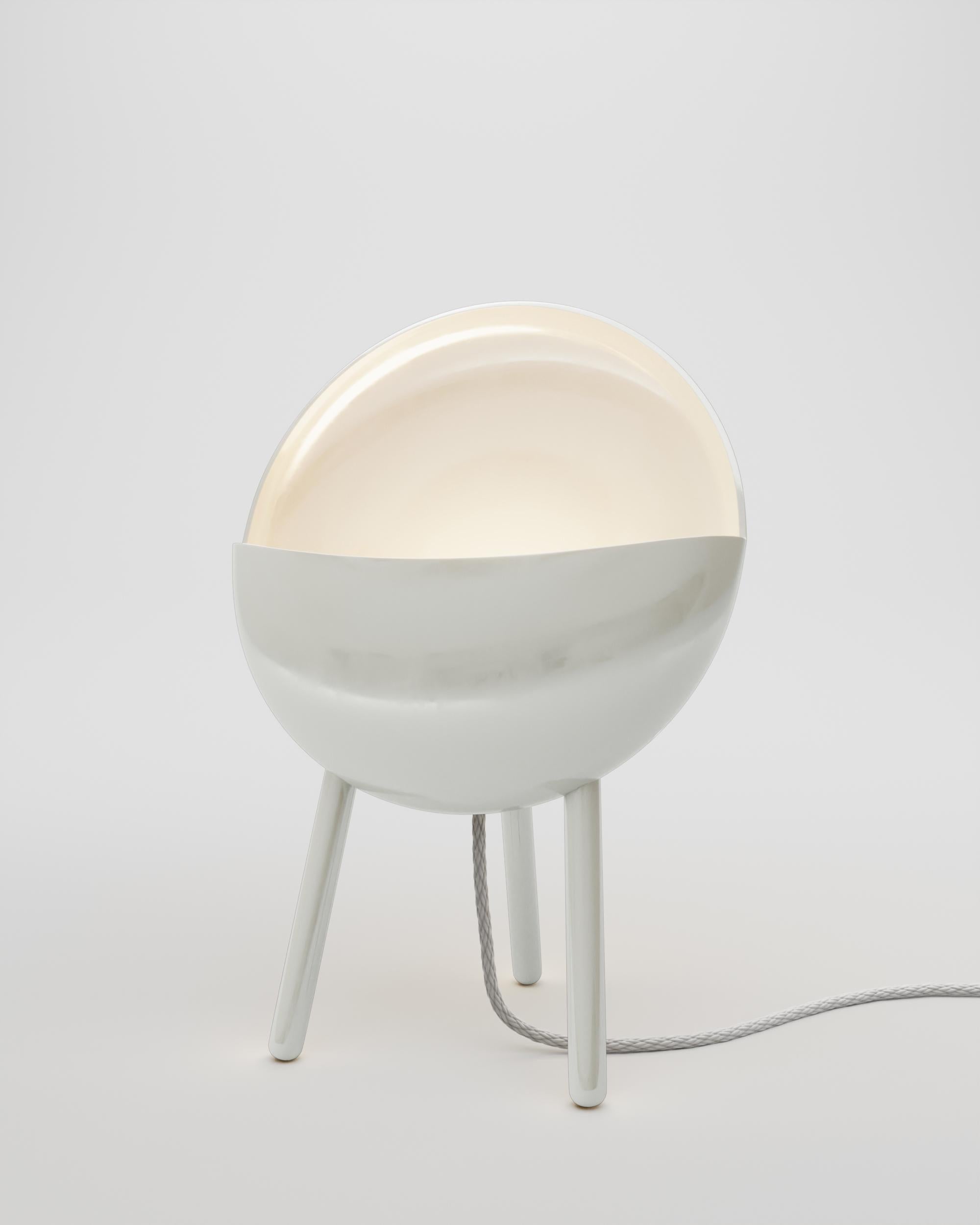 Brésilien Brass Meia Lua Table Lamp by Studio Orth en vente