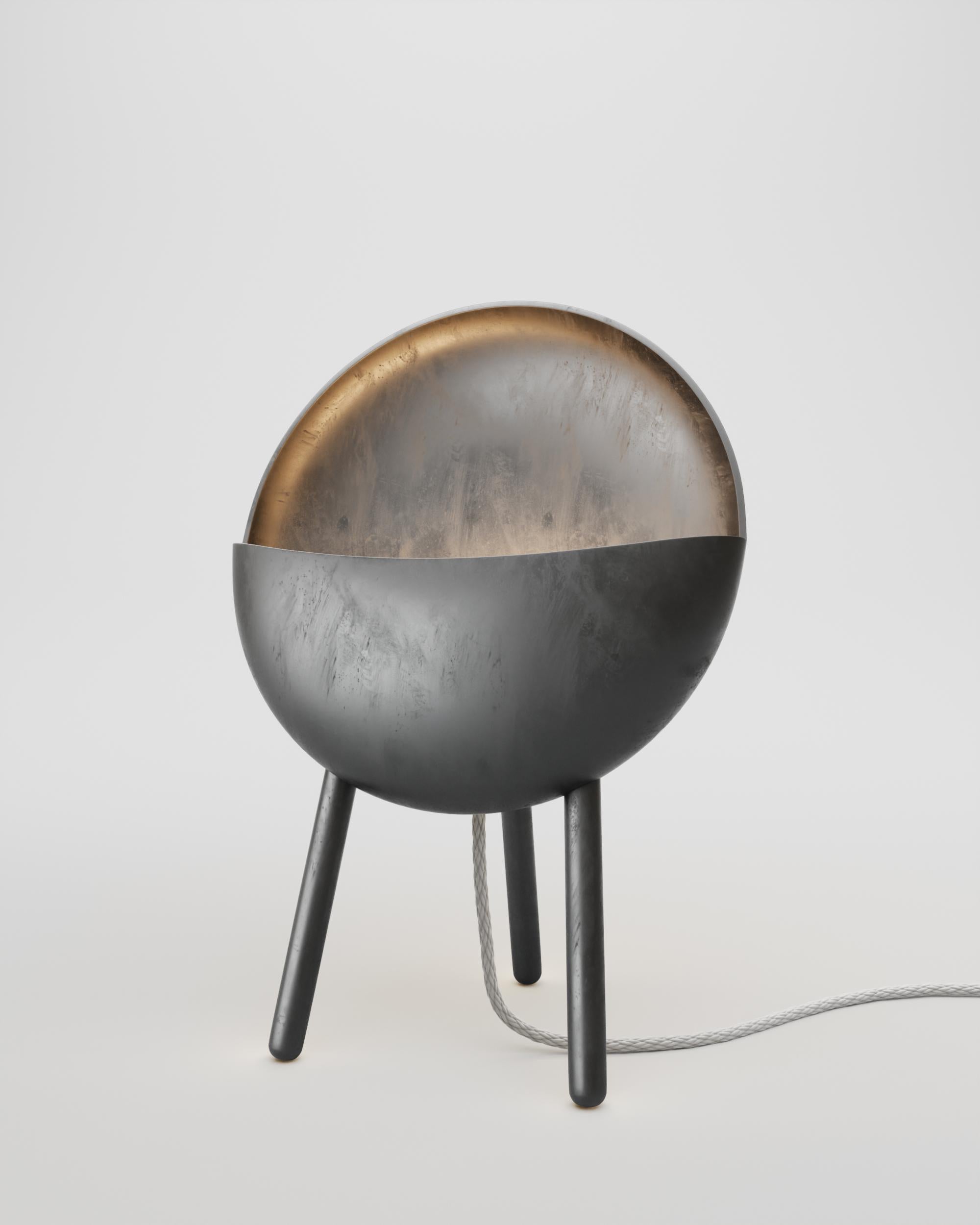 Brass Meia Lua Table Lamp by Studio Orth Neuf - En vente à Geneve, CH